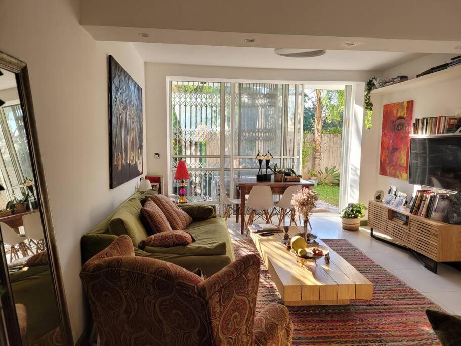 Three-Bedroom Apartment photo 1