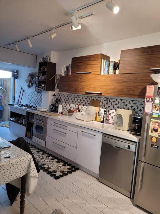 Three-Bedroom Apartment photo 3