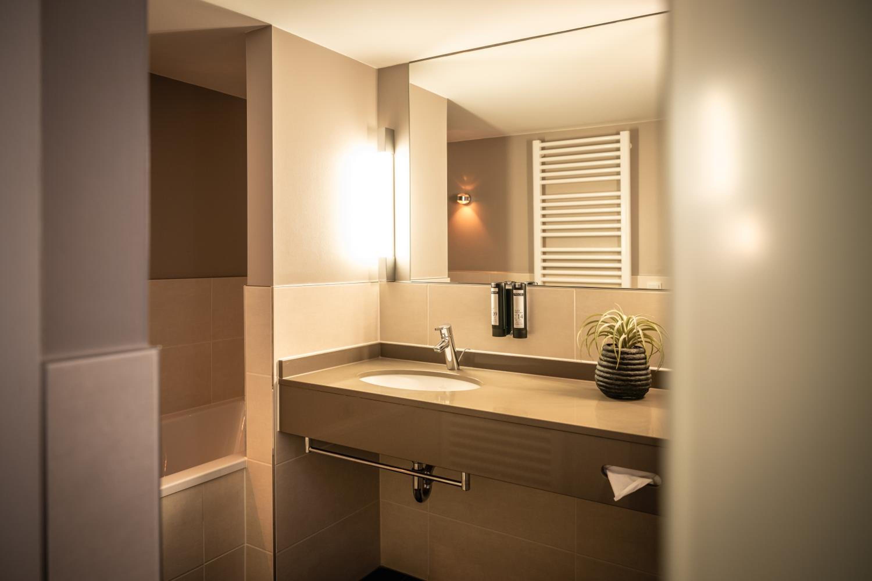 Junior Suite with Balcony photo 3