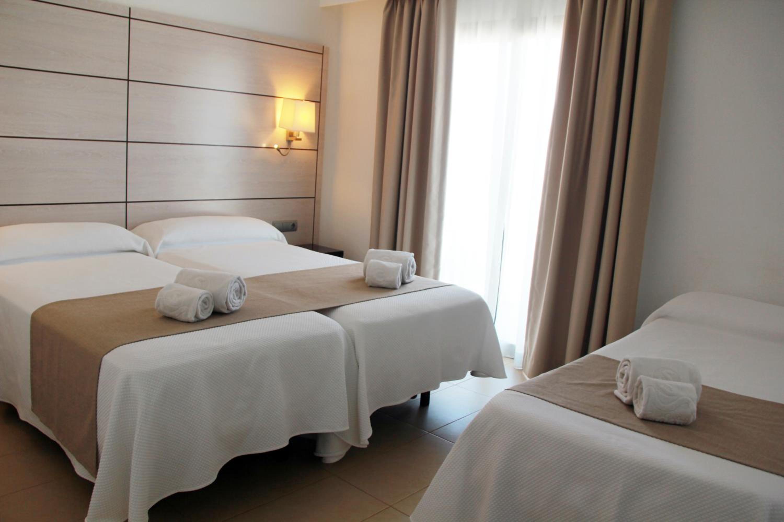 Triple Room - Photo 2