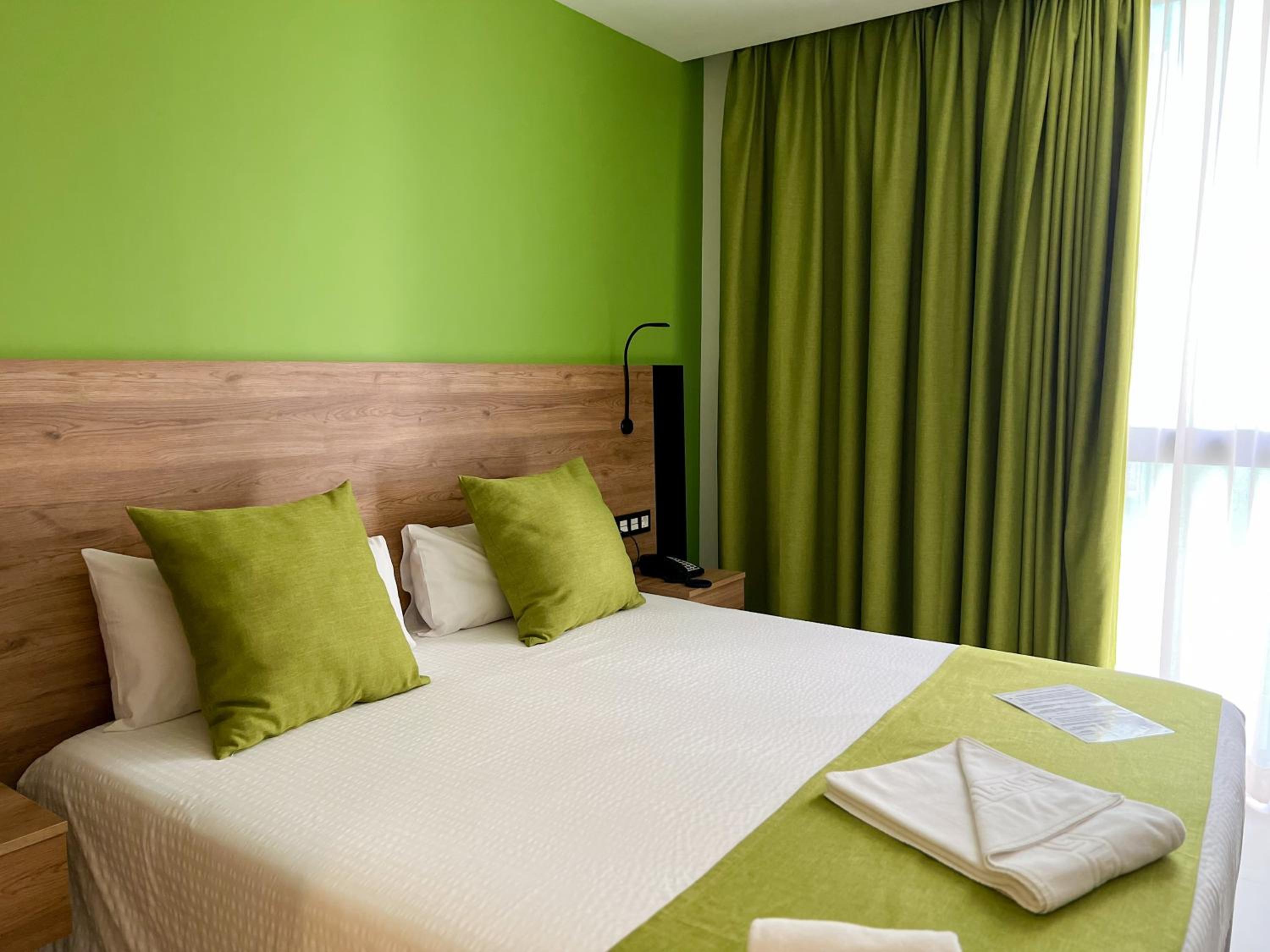 Superior Queen Room - Photo 1