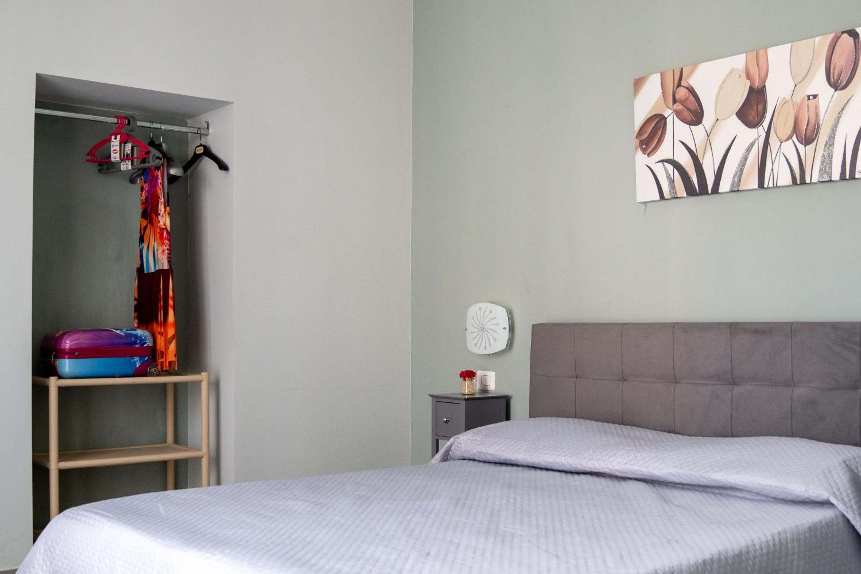 Double Room with Private Bathroom photo 2