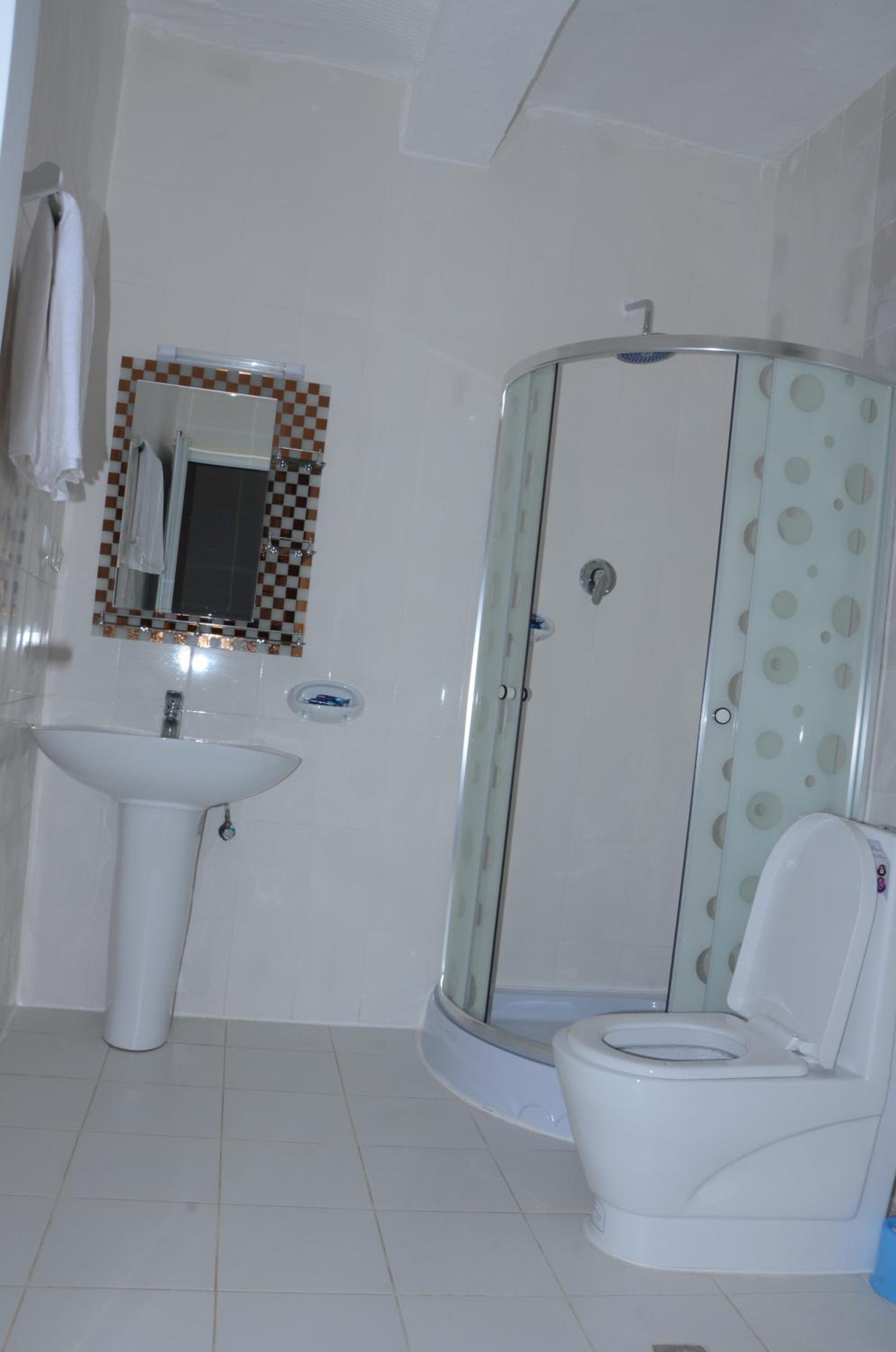 Suite with Mountain View photo 3