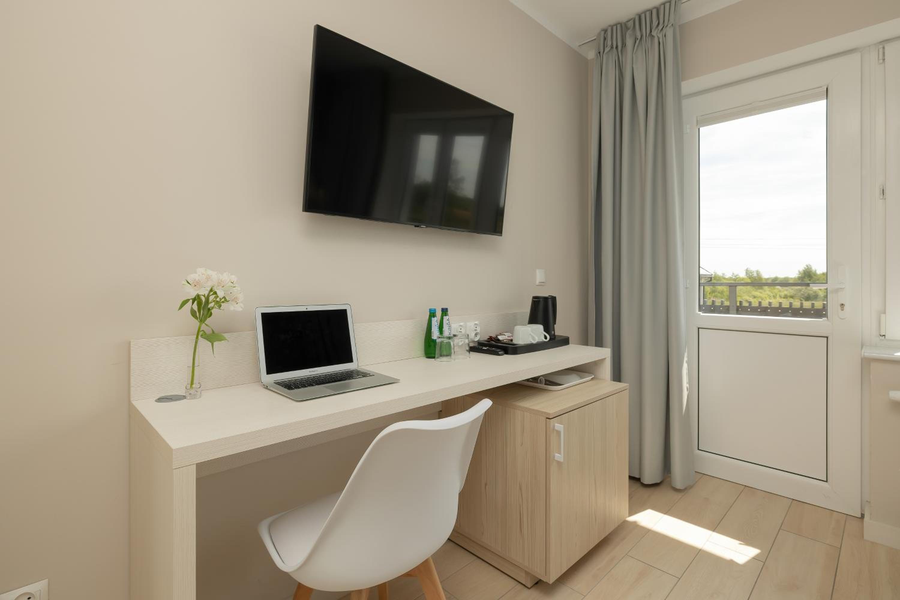 Double or Twin Room with Bathroom - Photo 17