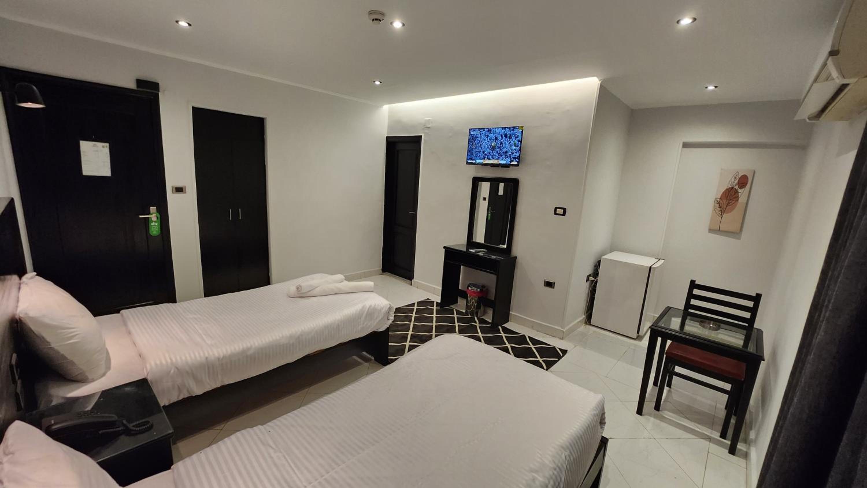 Deluxe Suite photo 2