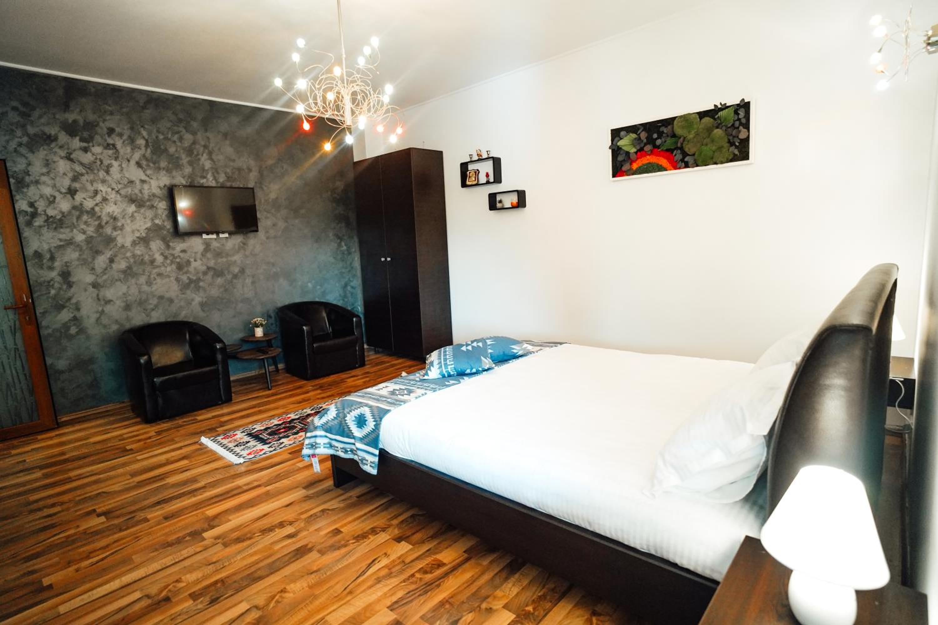 Double Room with Private Bathroom photo 2