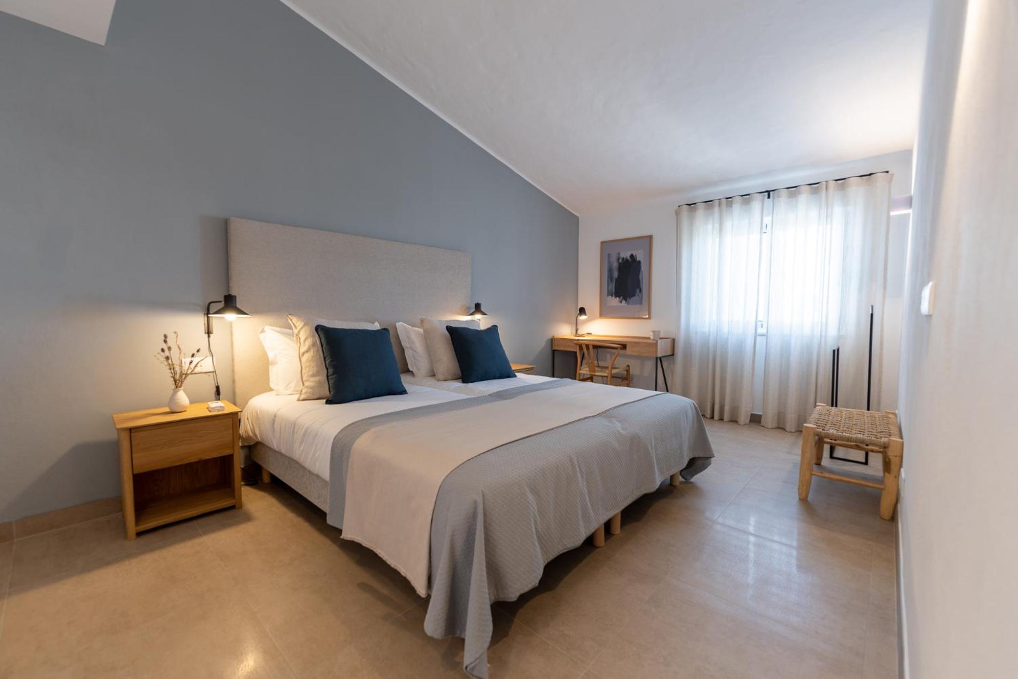 Premium first floor Apartment for 4