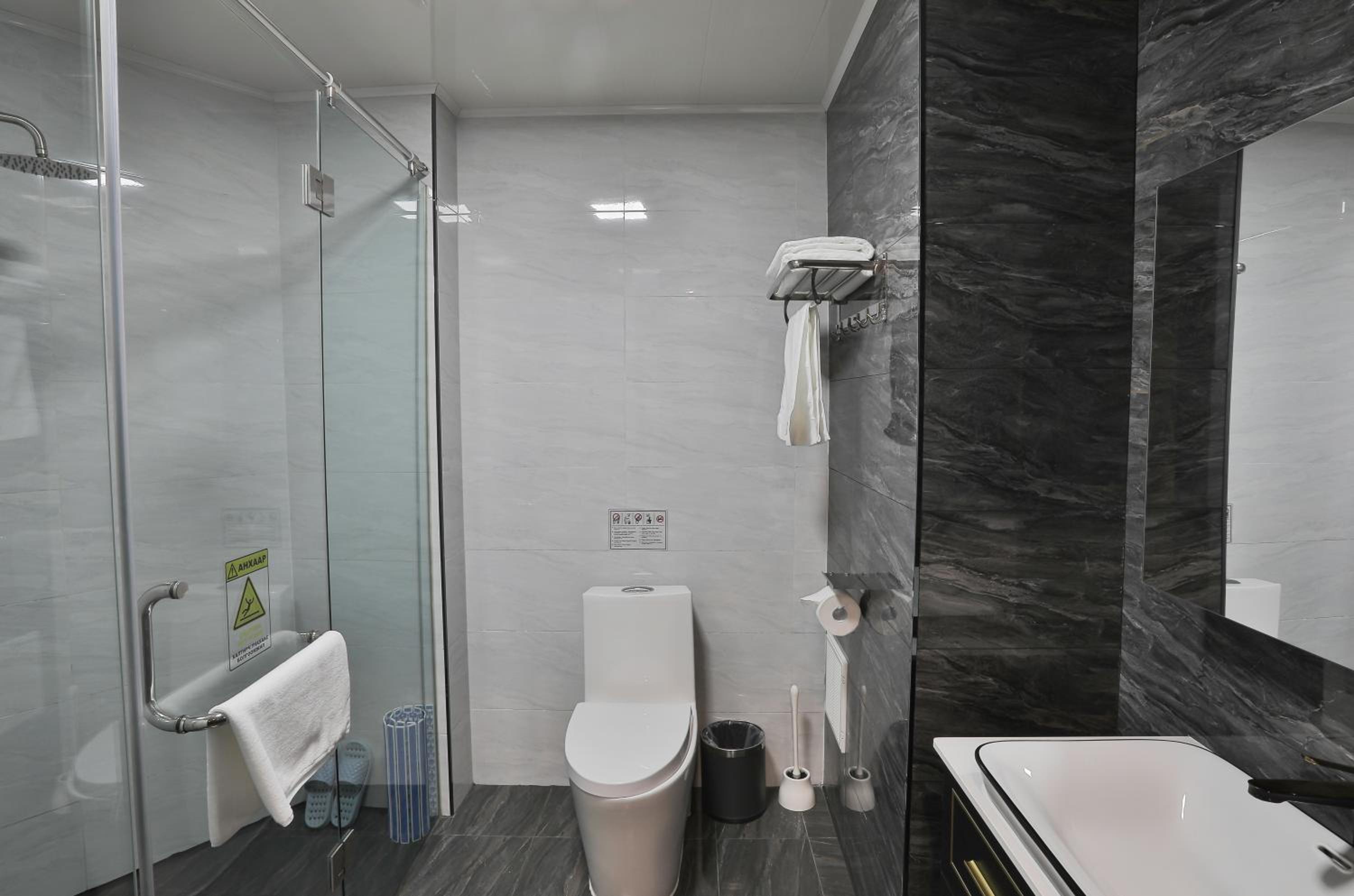 Standard Double Room - Photo 6
