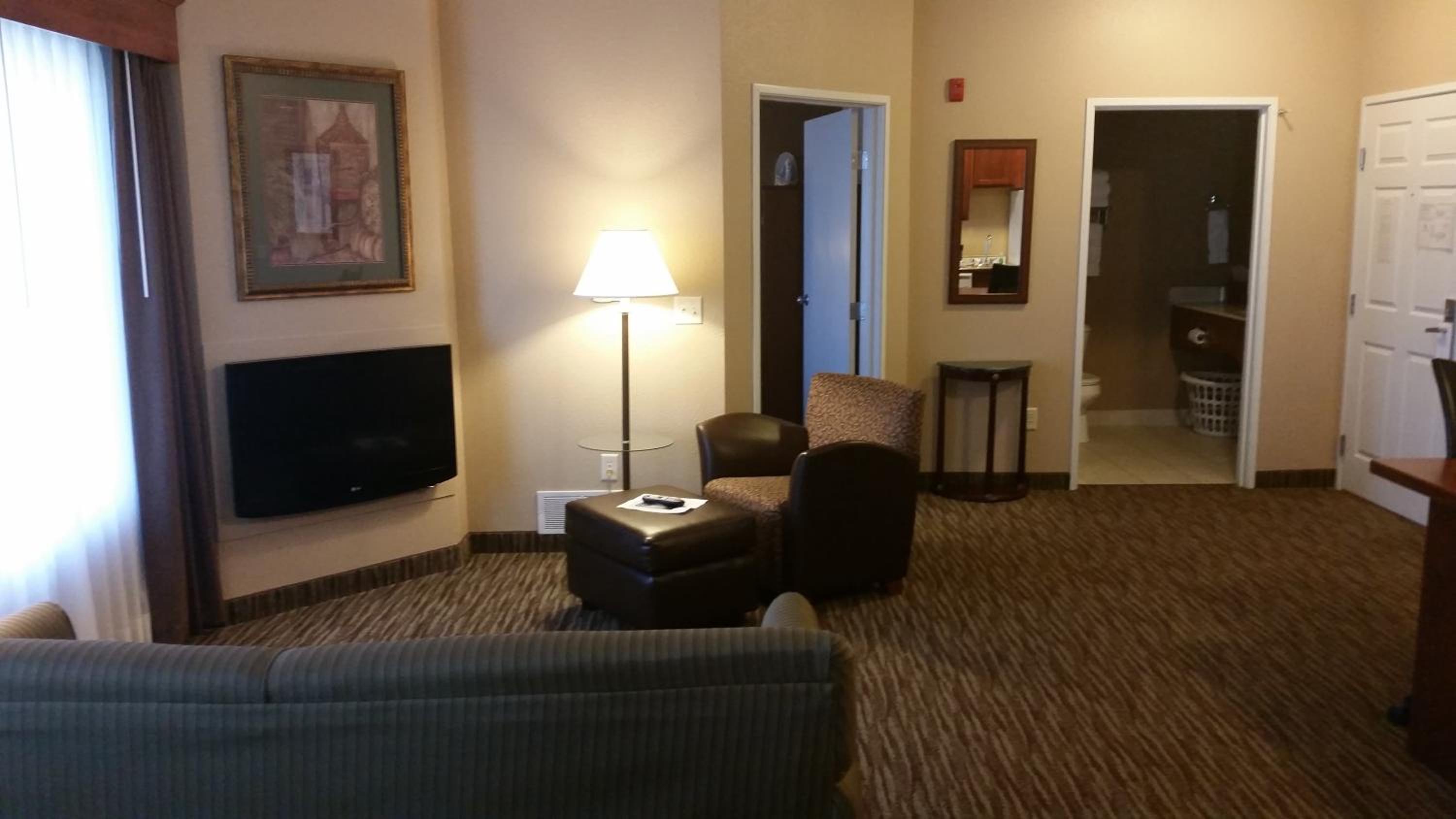 Deluxe Suite, 2 Bedrooms, Non Smoking - Photo 7