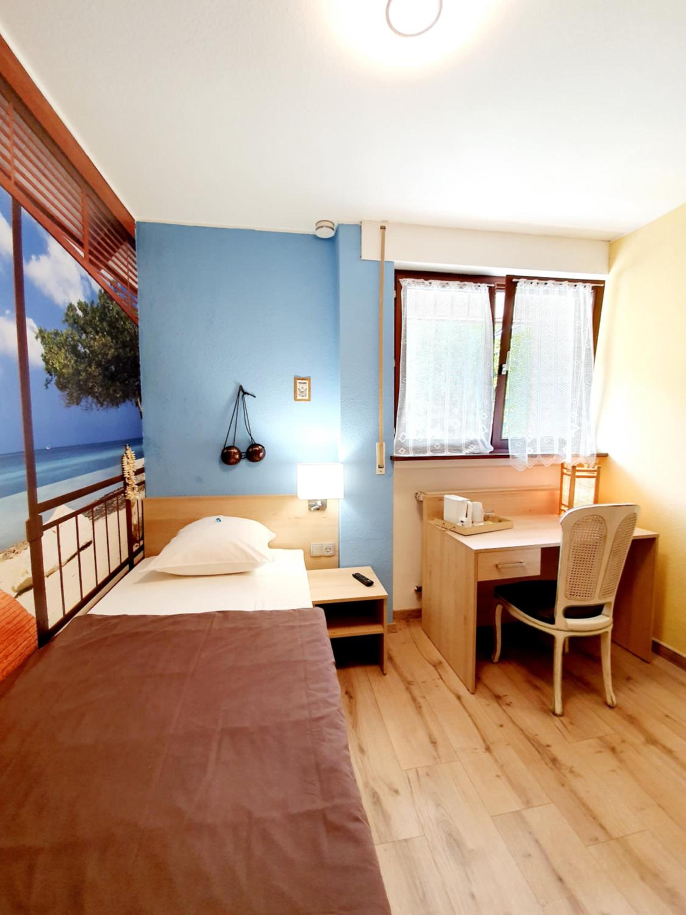 Single Room photo 1