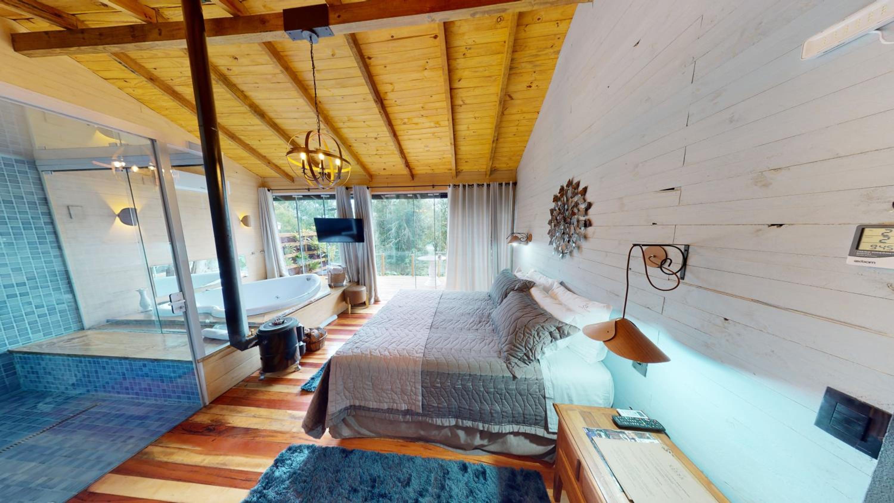 Superior Chalet - Photo 1