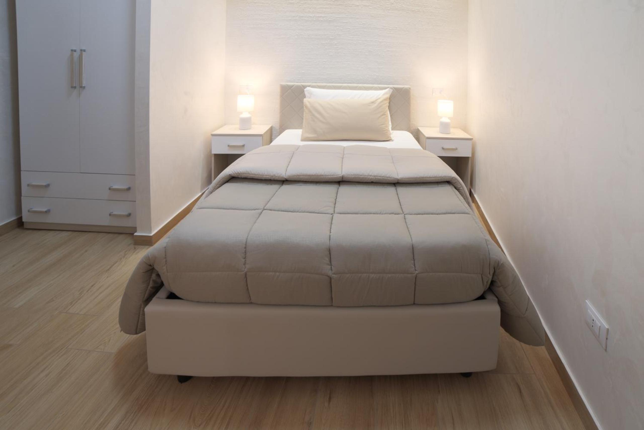 Single Room with Private Bathroom