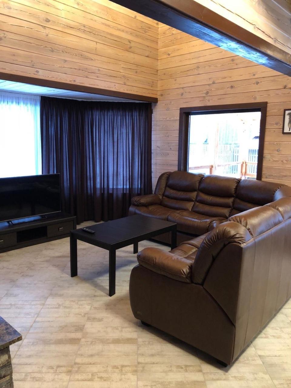 Villa photo 1