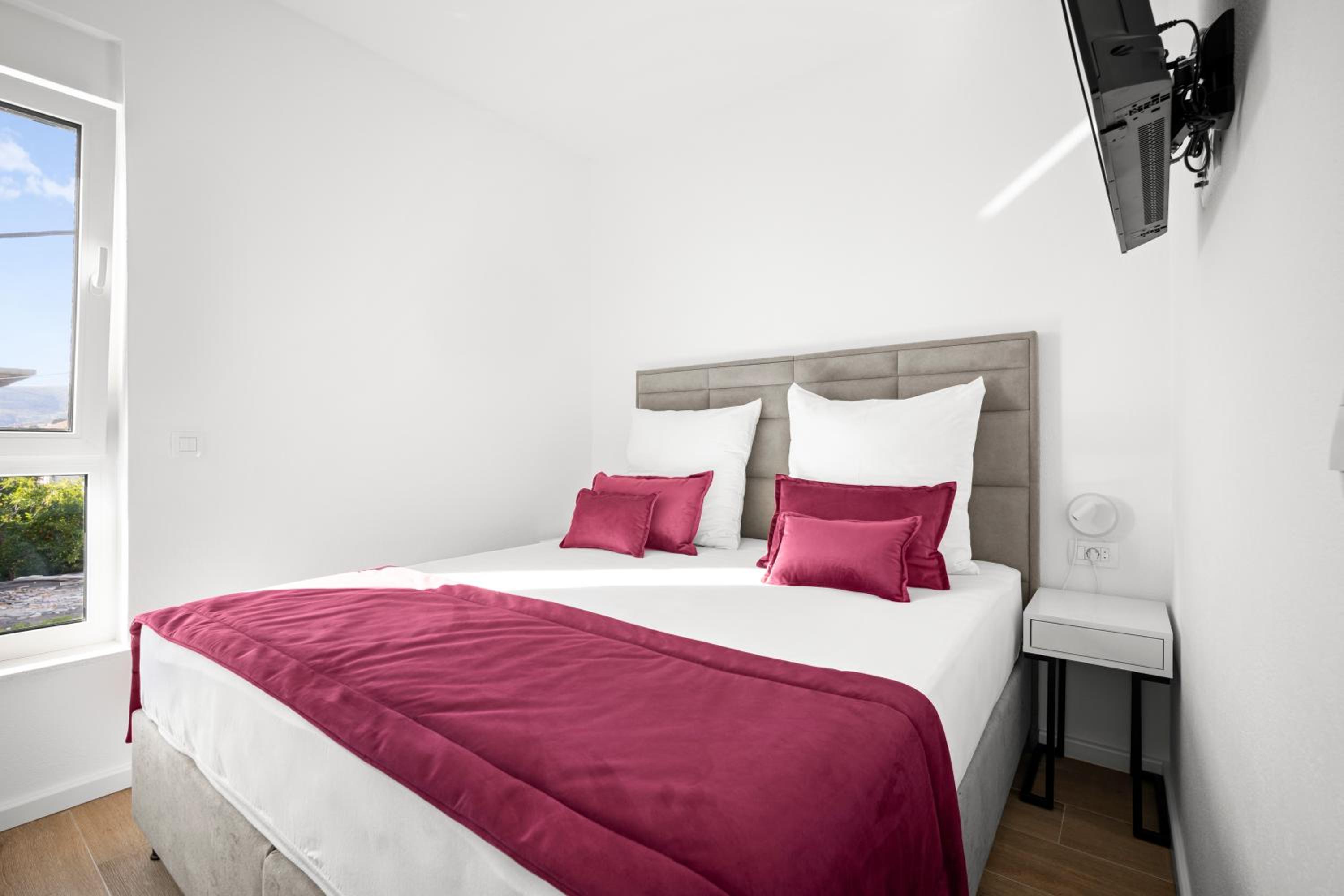 Two-Bedroom Apartment with Balcony and Sea View
