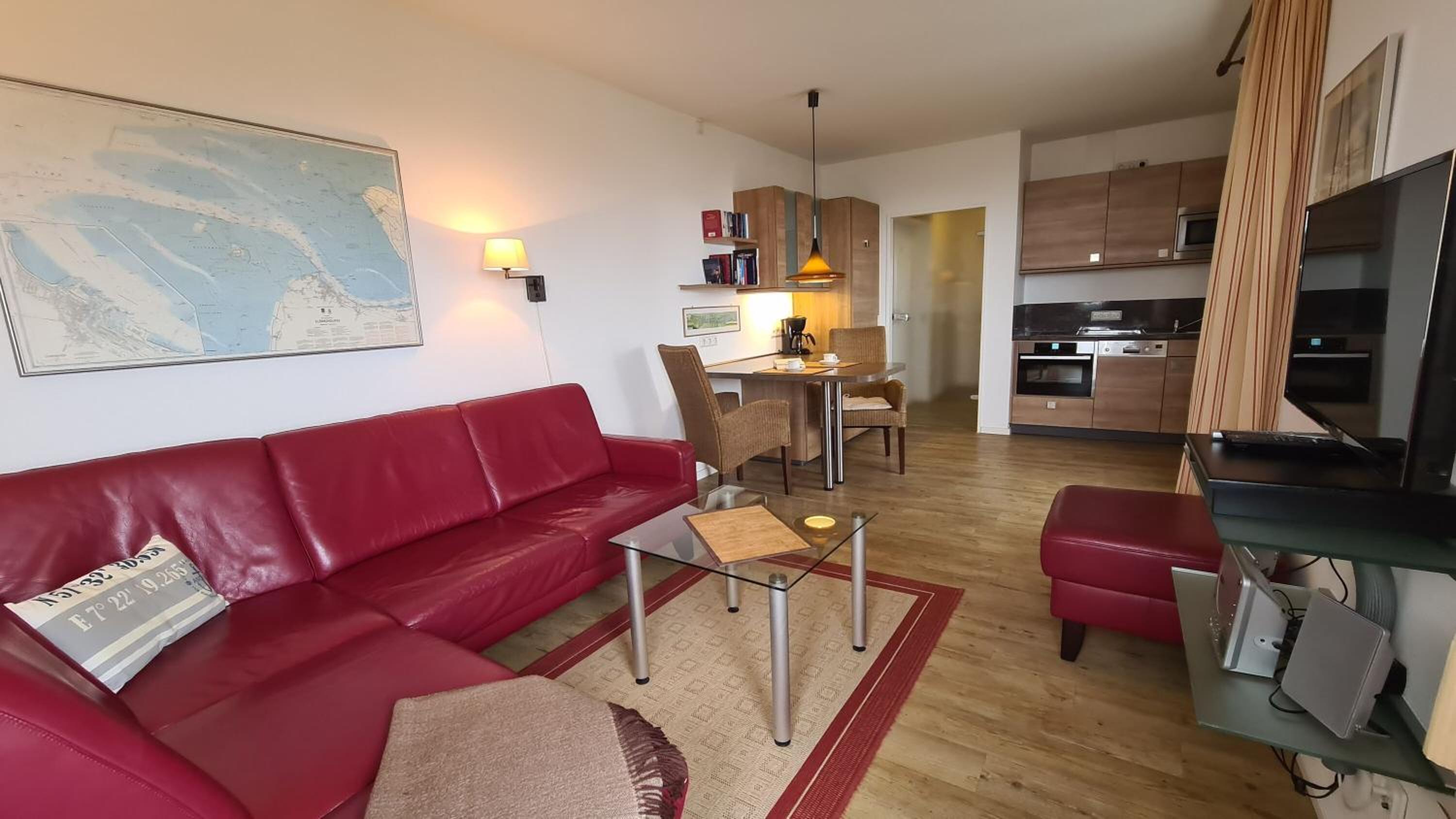 Apartment photo 3