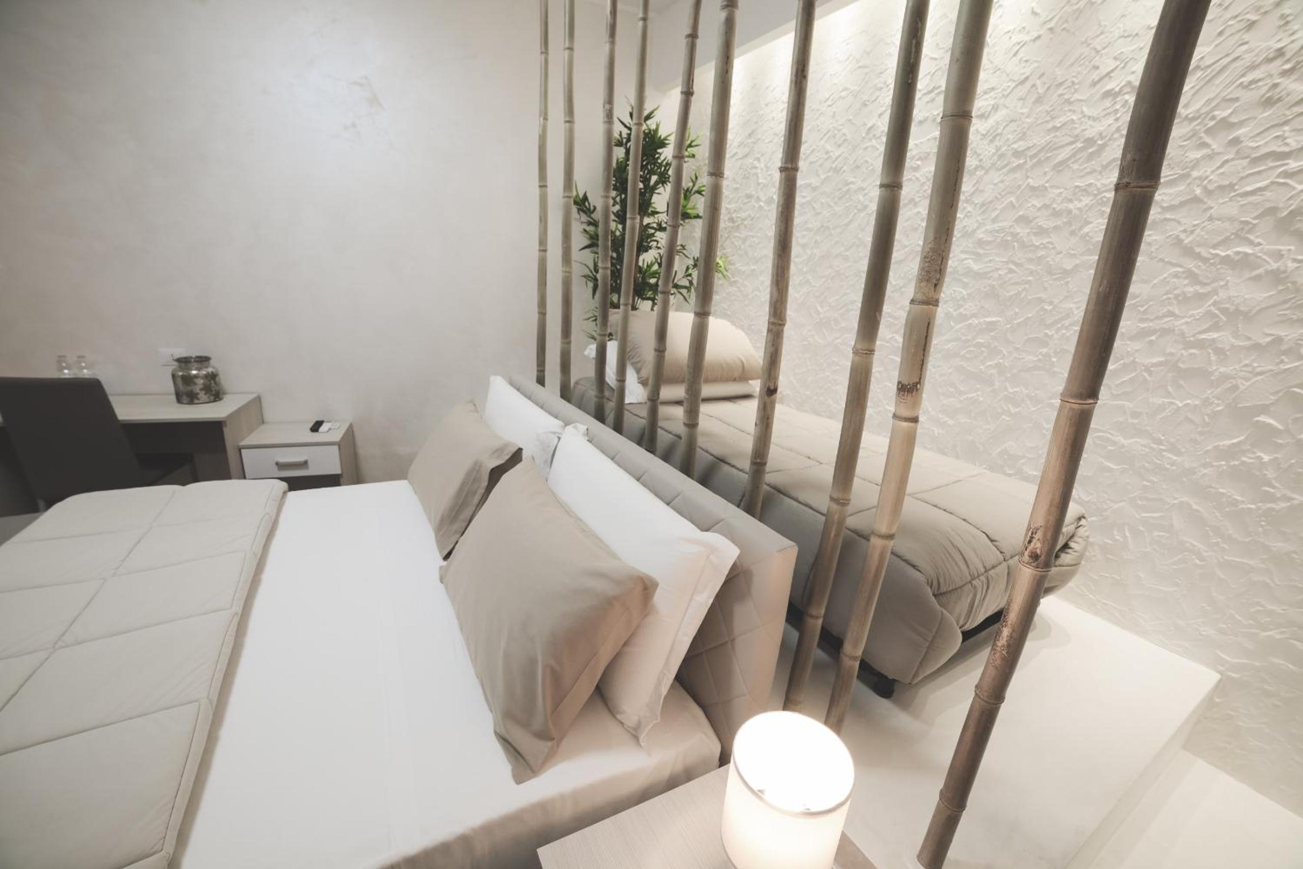 Triple Room with Private Bathroom - Photo 4