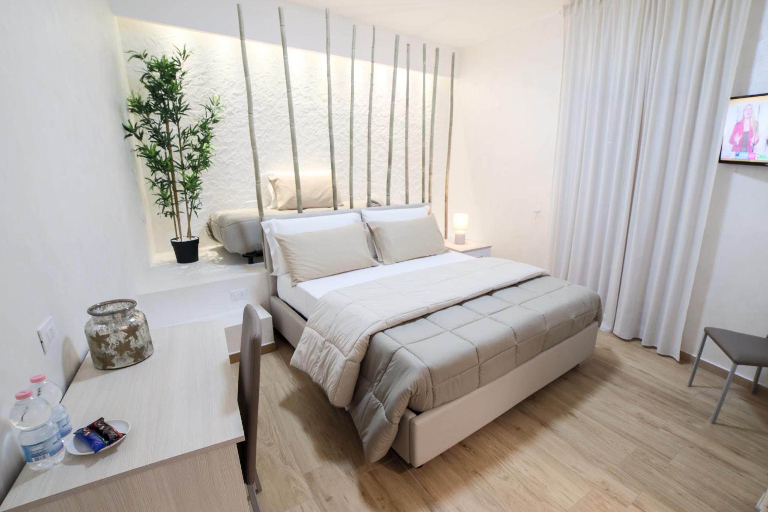 Triple Room with Private Bathroom - Photo 6