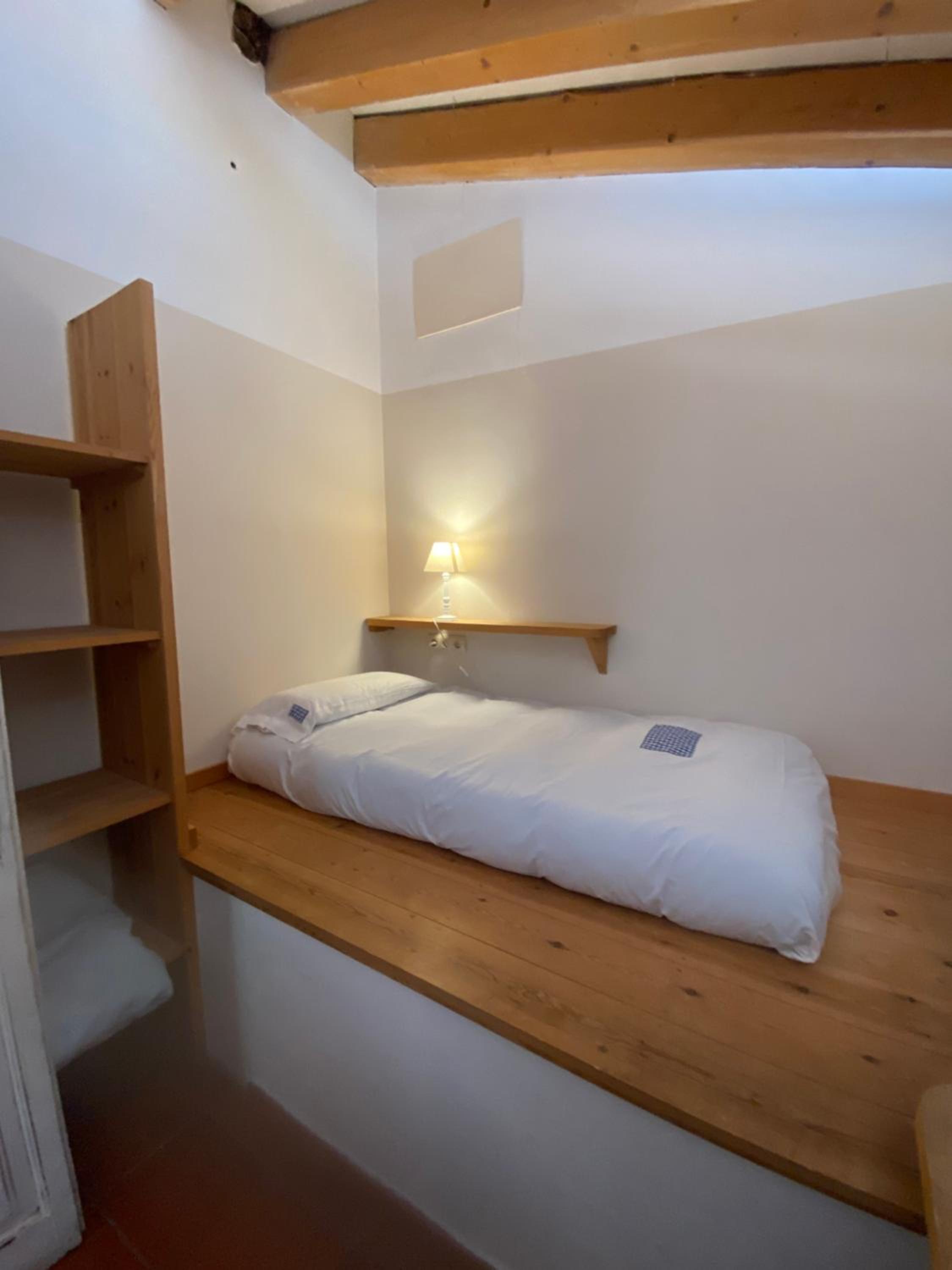 Single Room photo 3