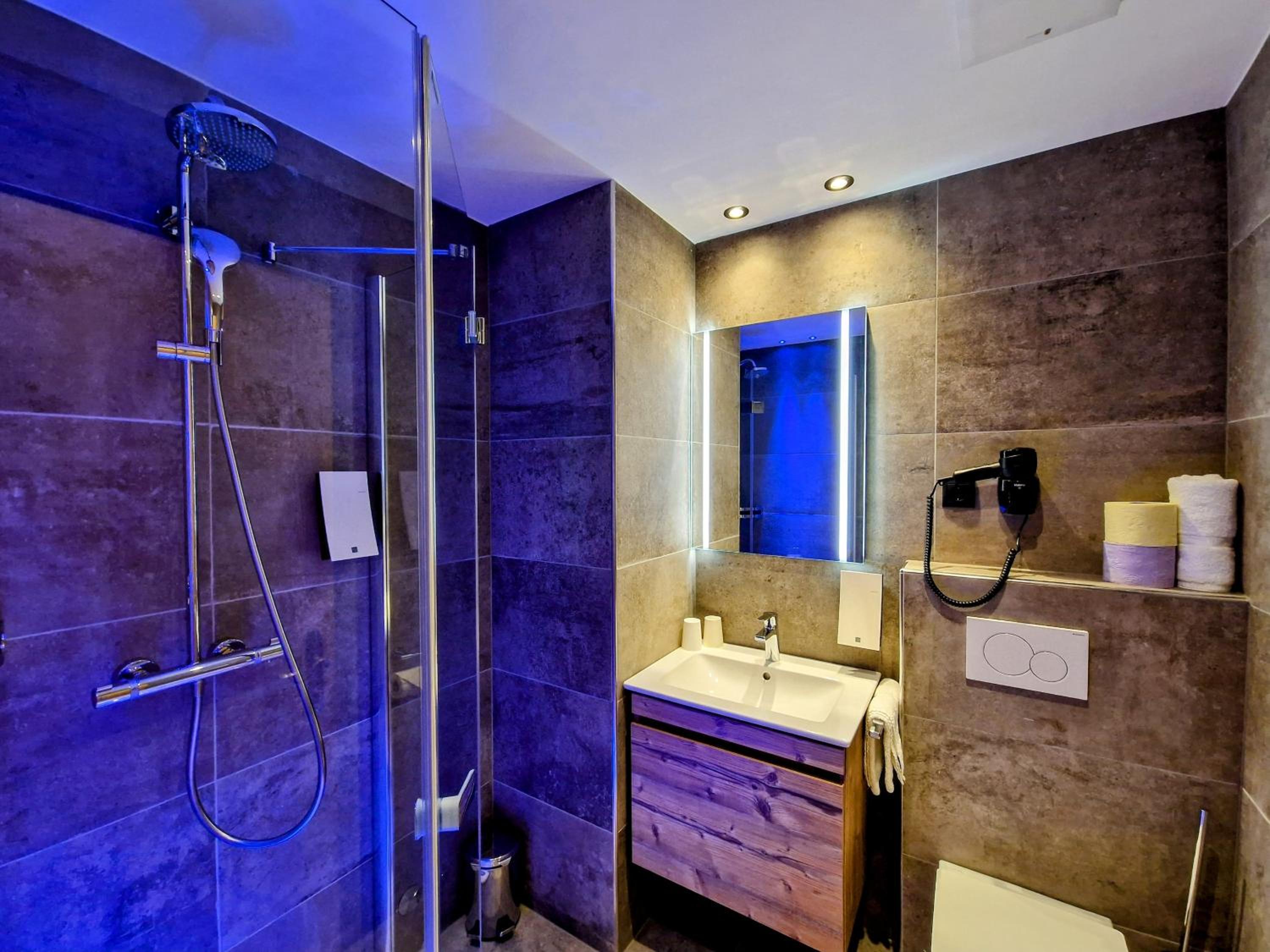 Deluxe Double Room - Photo 6