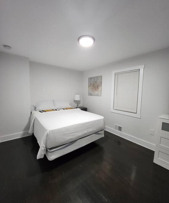 Two-Bedroom House photo 2