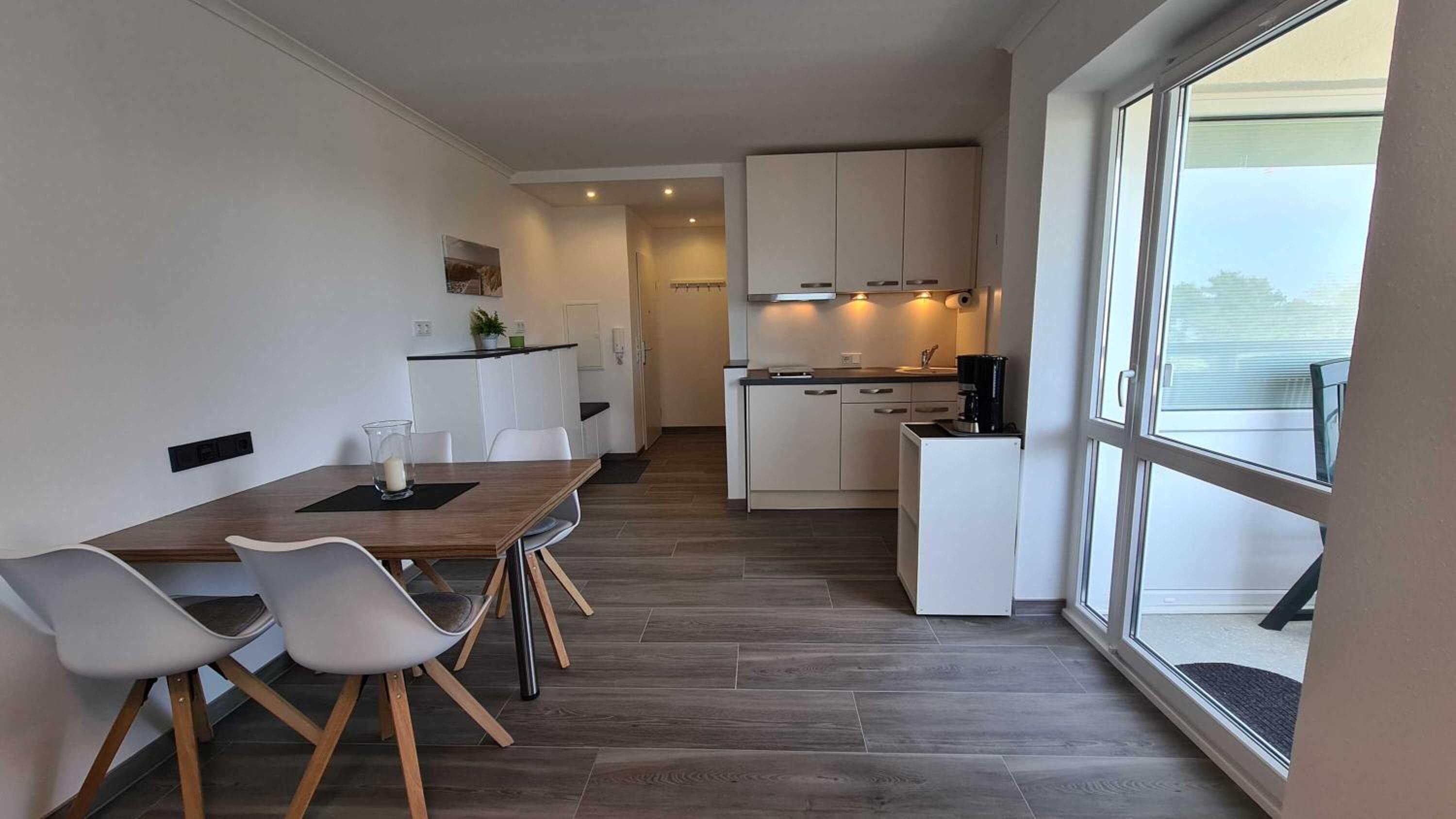 Apartment photo 2
