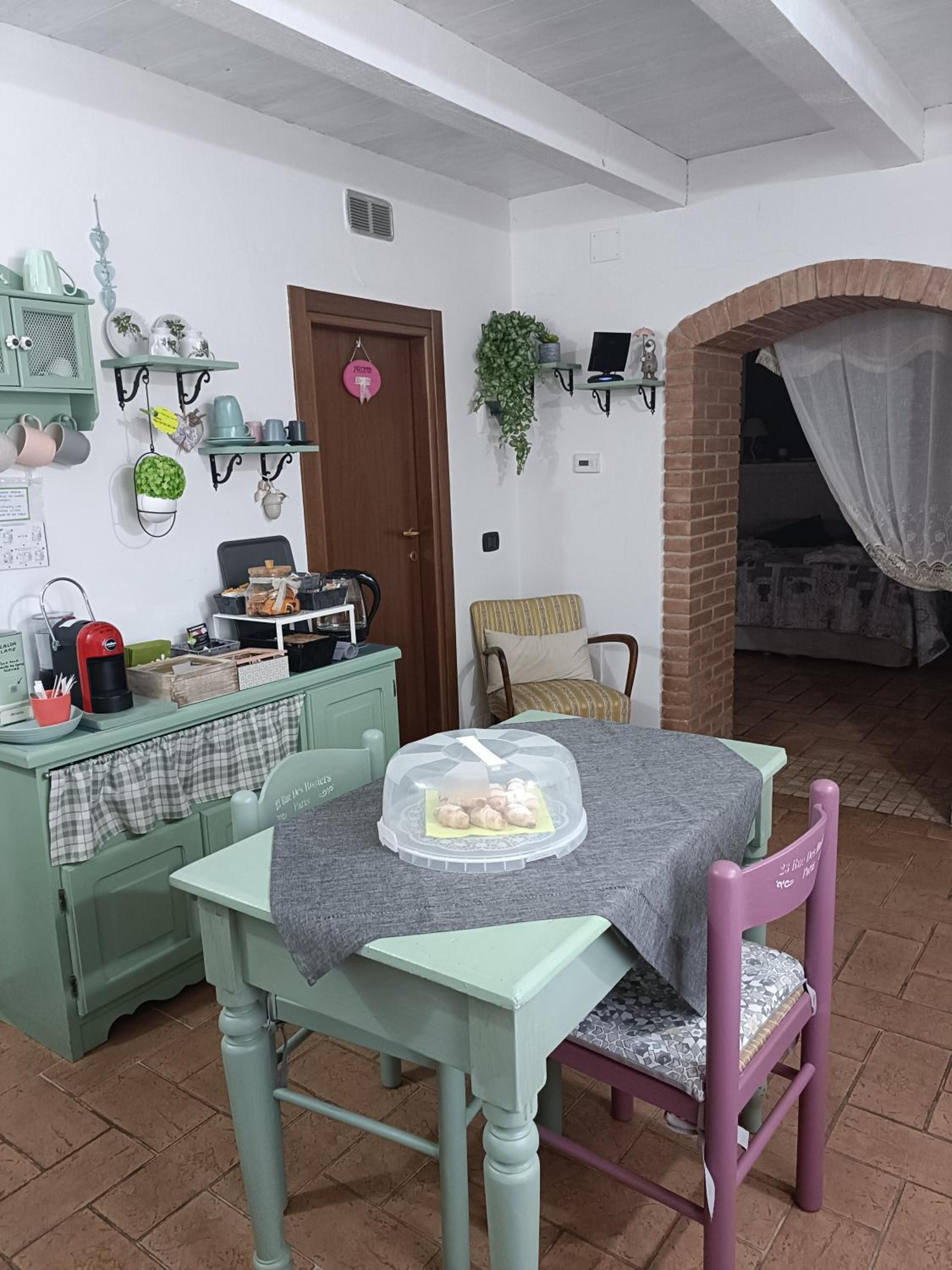 Double Room - Photo 5