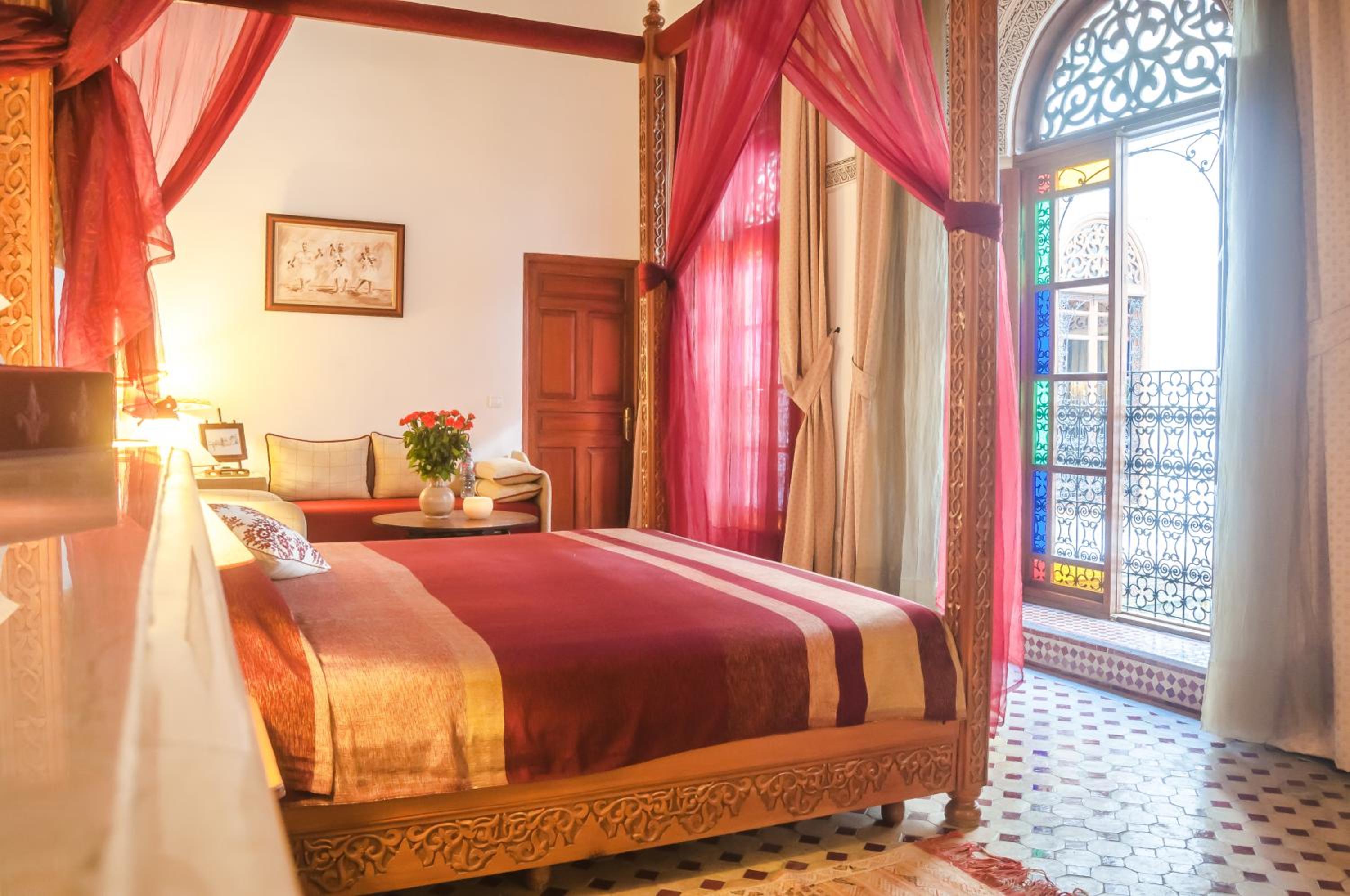 Royal Suite - Tarbe (King Bed)