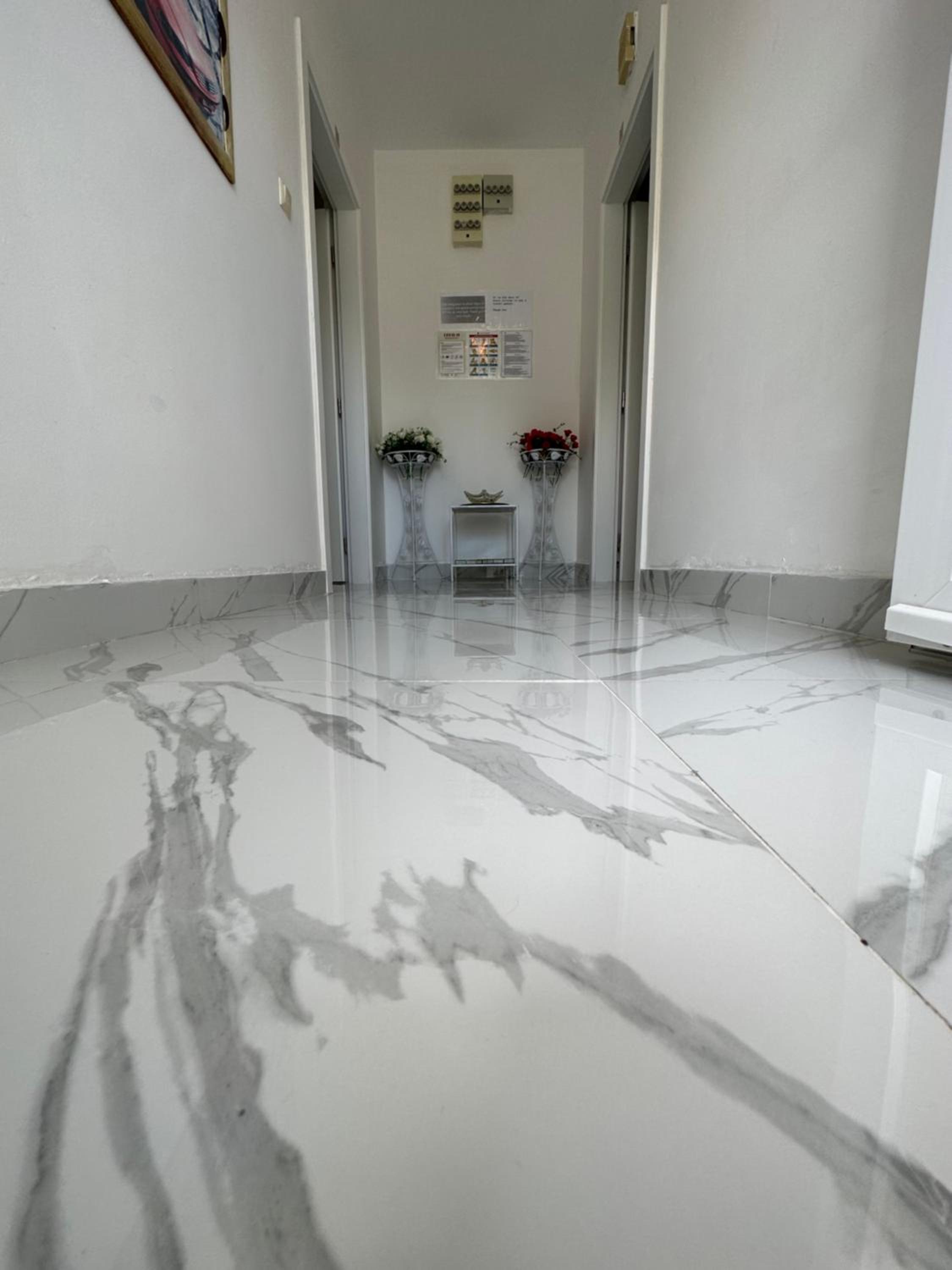 Apartment with Sea View - Photo 12