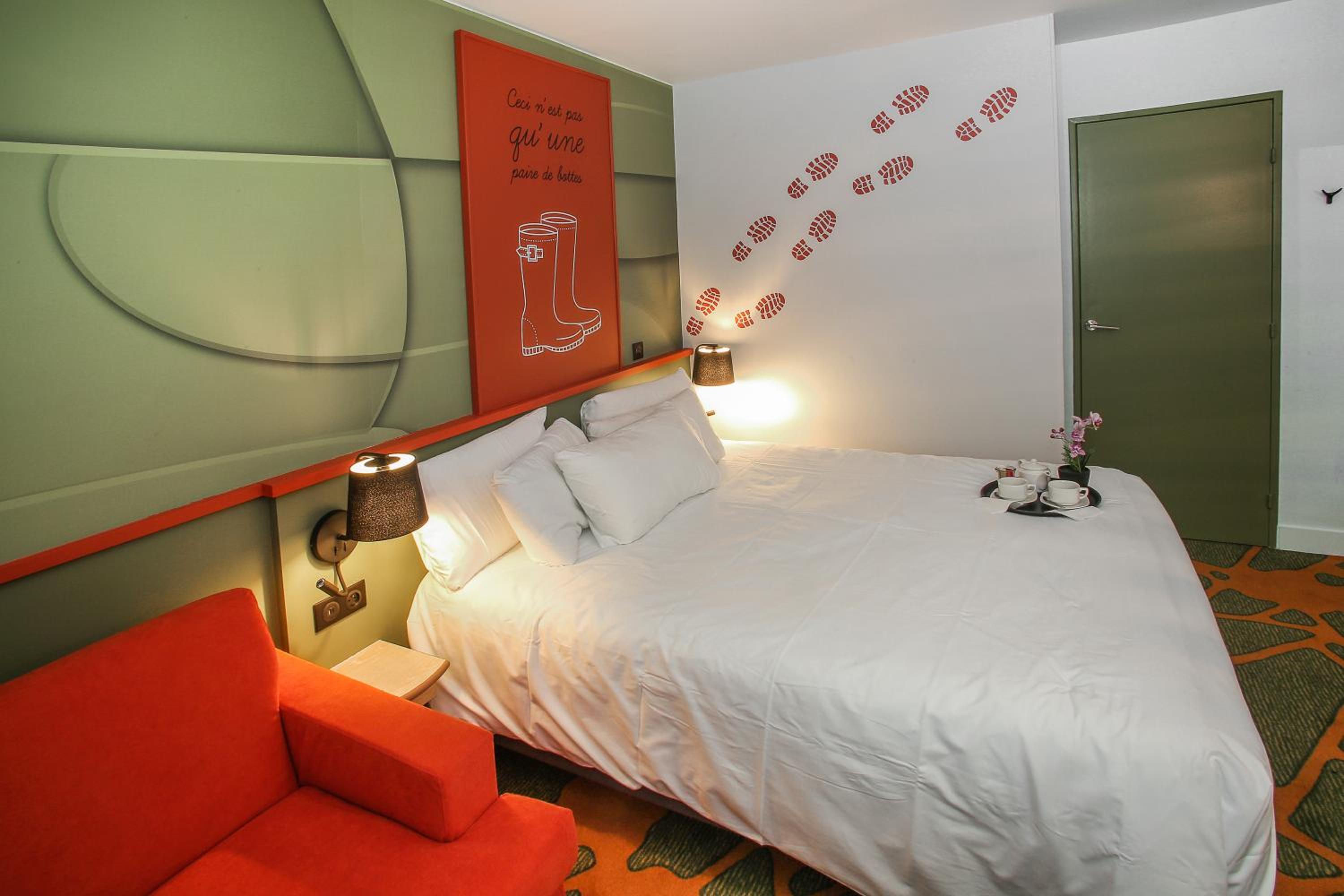 Standard Double Room with Sofa - Photo 6