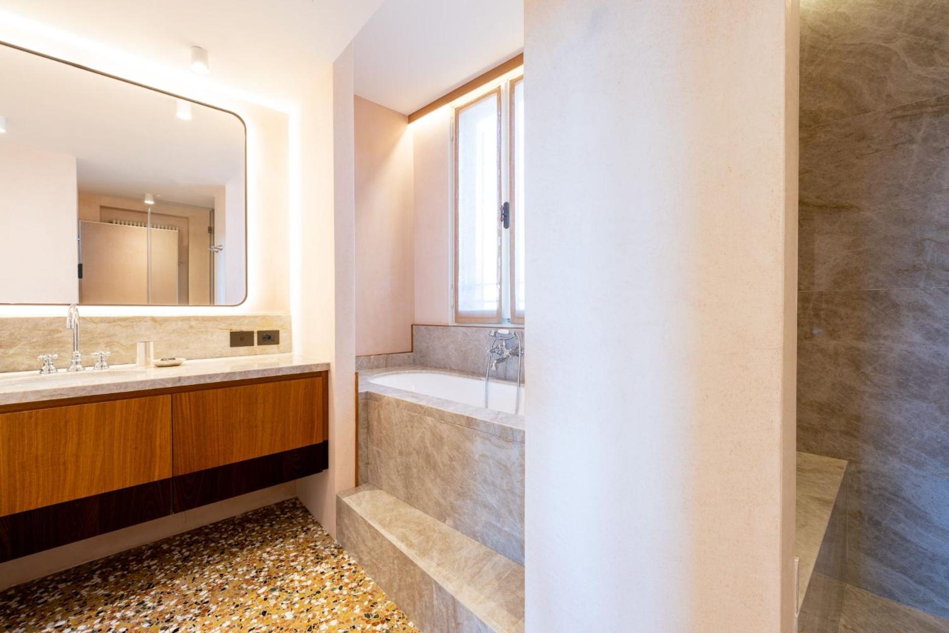 Executive Suite photo 3