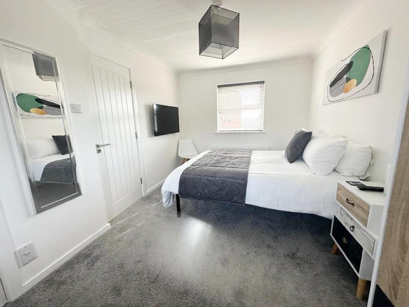 Double Room with Private Bathroom