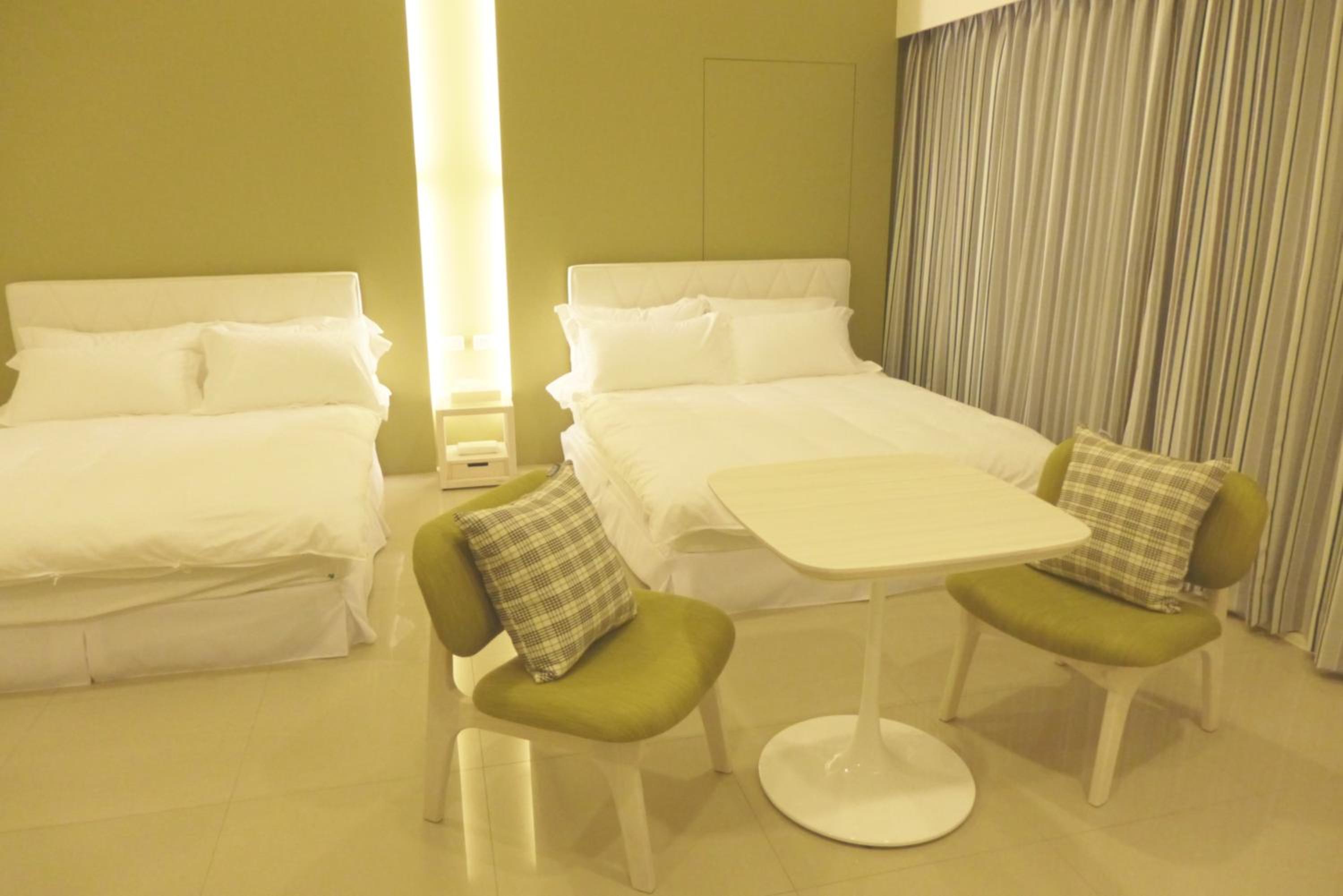 Quadruple Room with Balcony photo 2