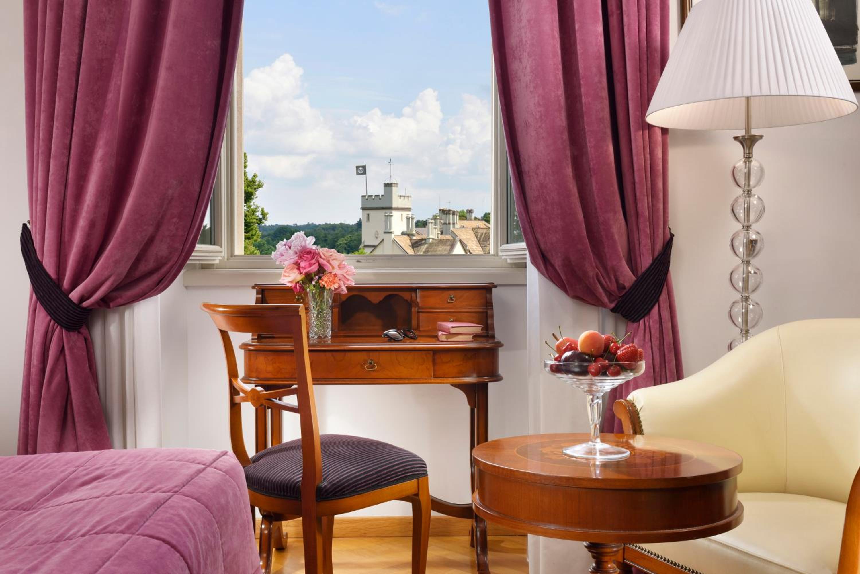 Deluxe Double Room - Photo 11