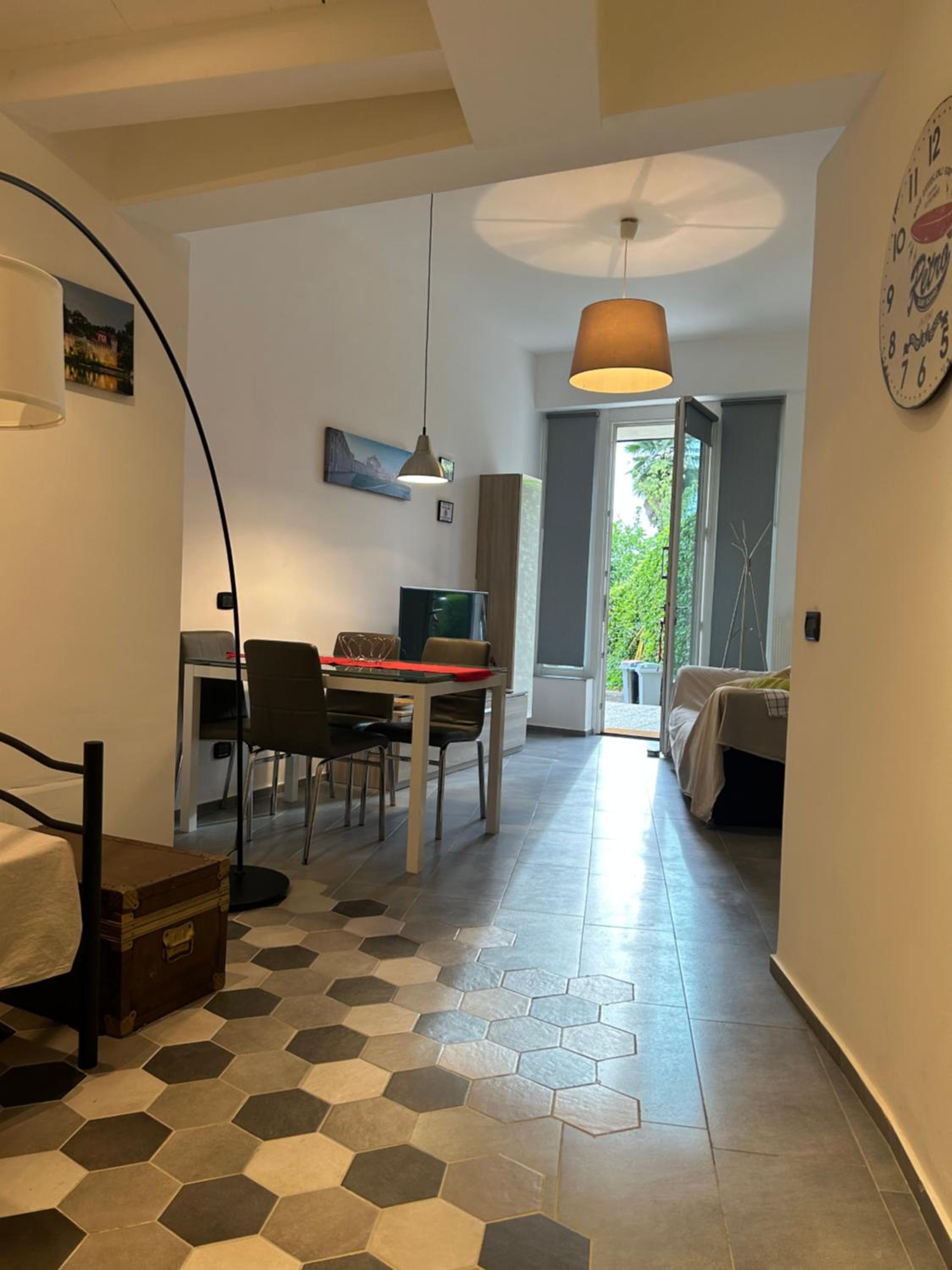 Apartment with Garden View