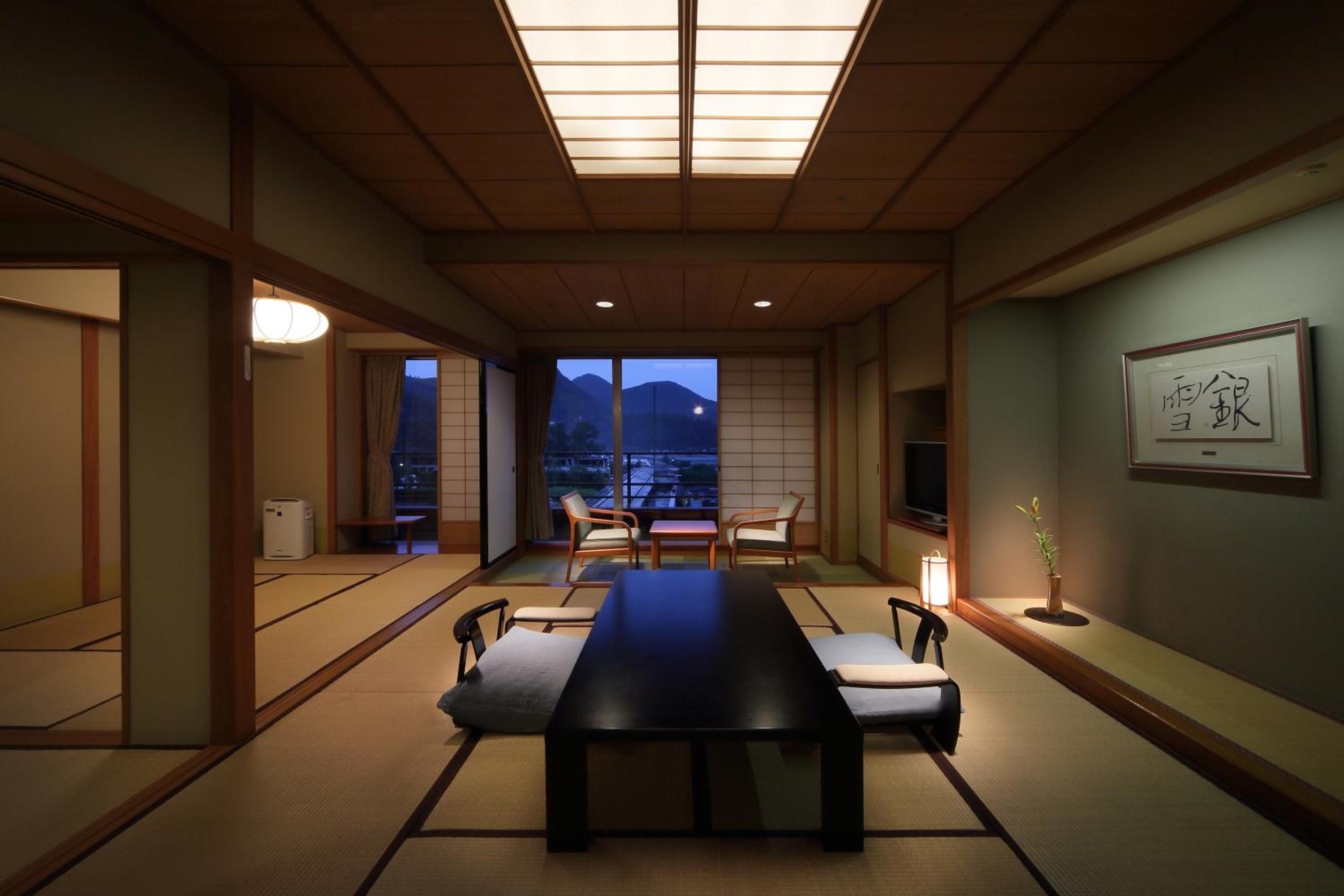 Japanese-Style Deluxe Room - Photo 5