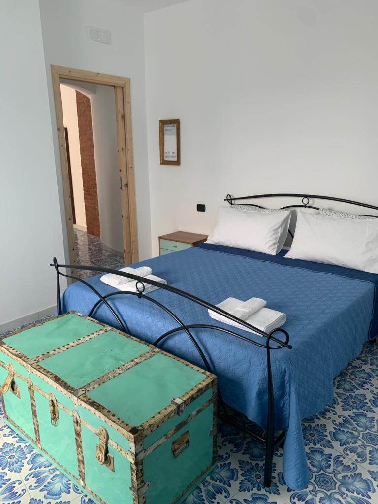 Studio Apartment with Sea View photo 1