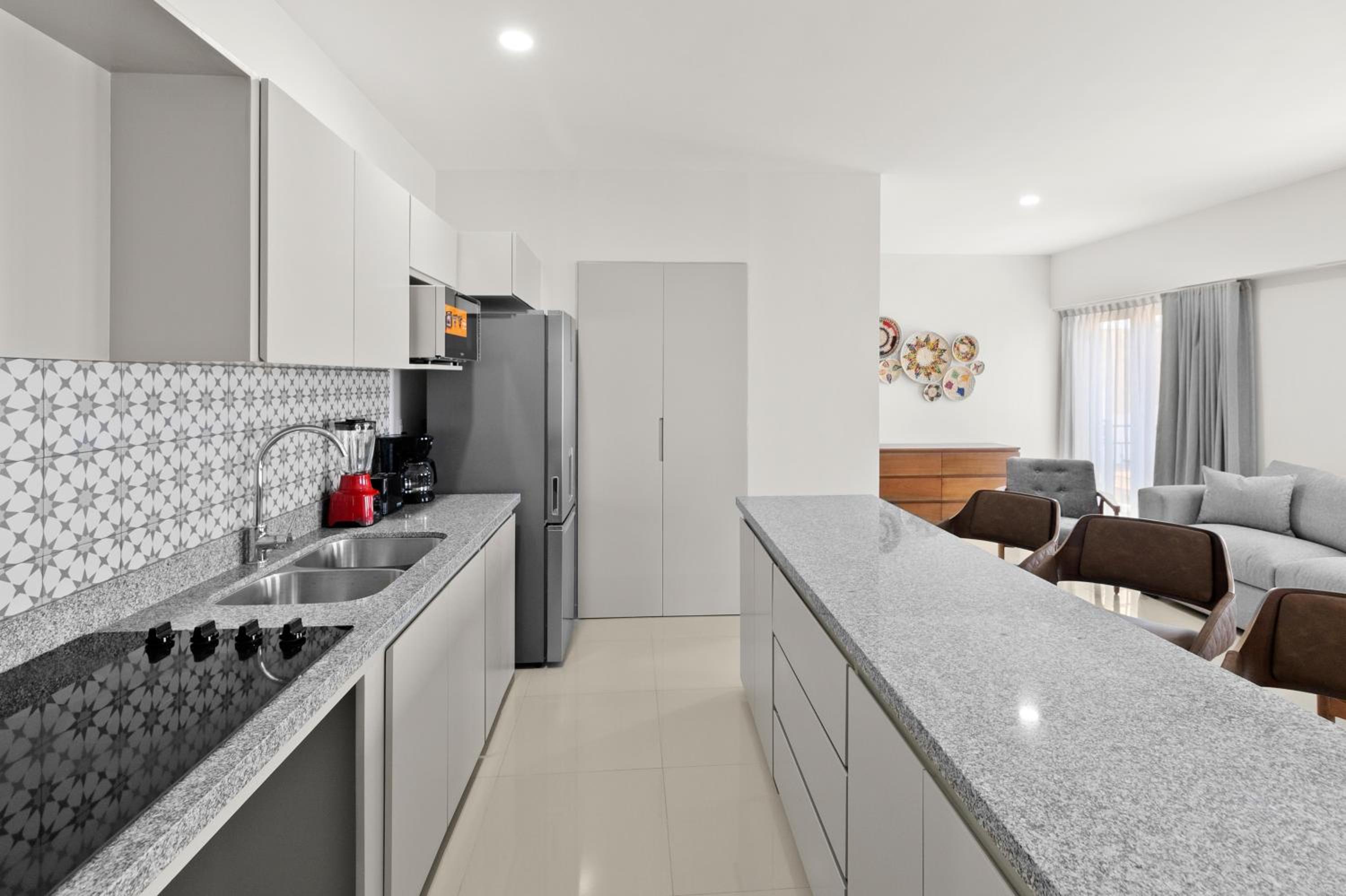 Three-Bedroom Apartment - Photo 9