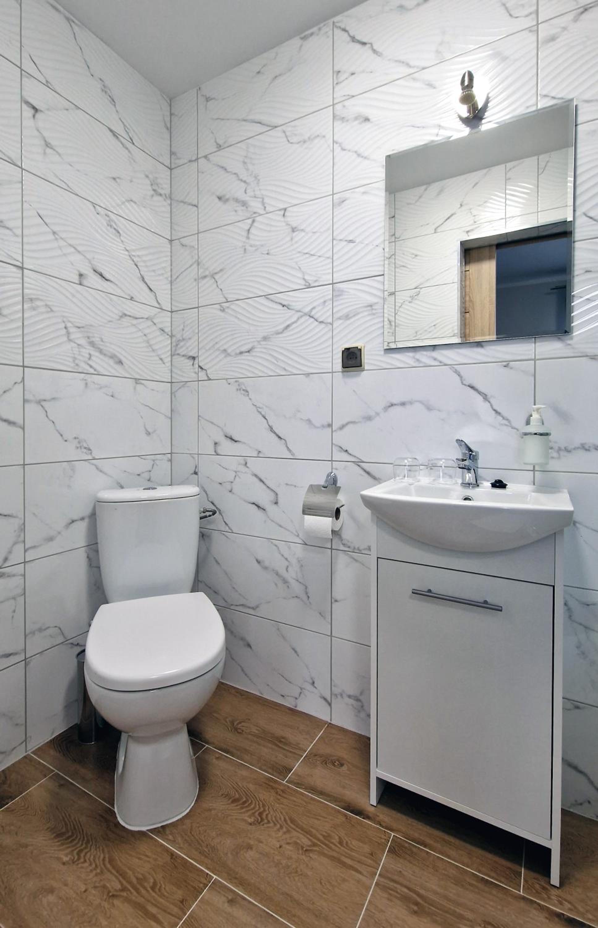 Standard Double Room - Photo 7