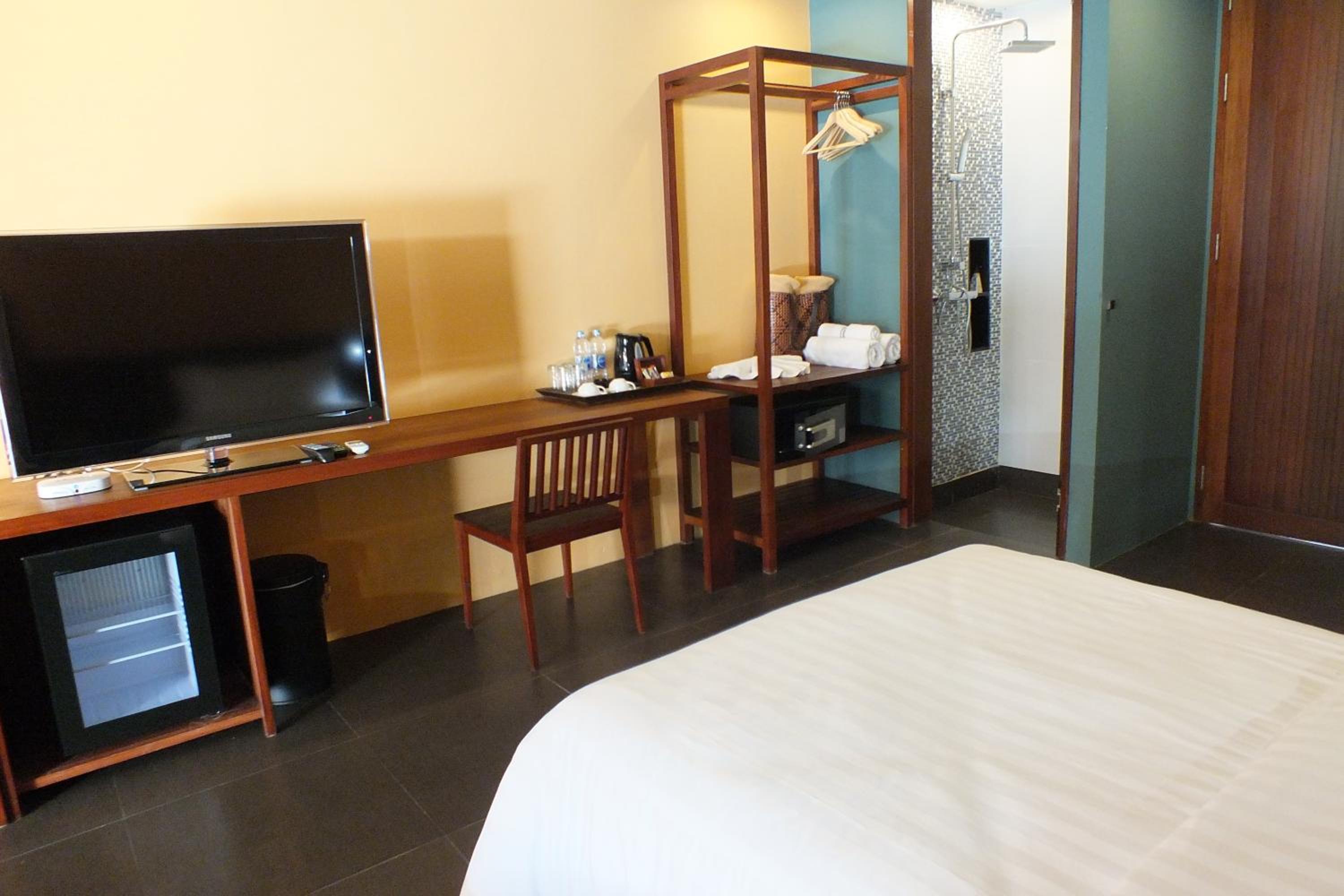 Deluxe Double or Twin Room - Photo 6