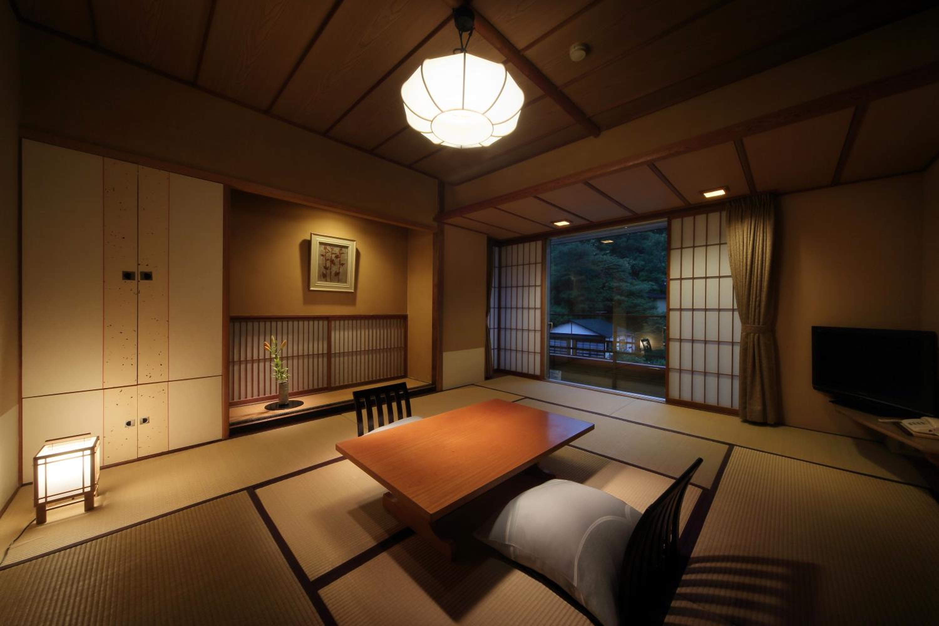 Japanese-Style Standard Room - Photo 3
