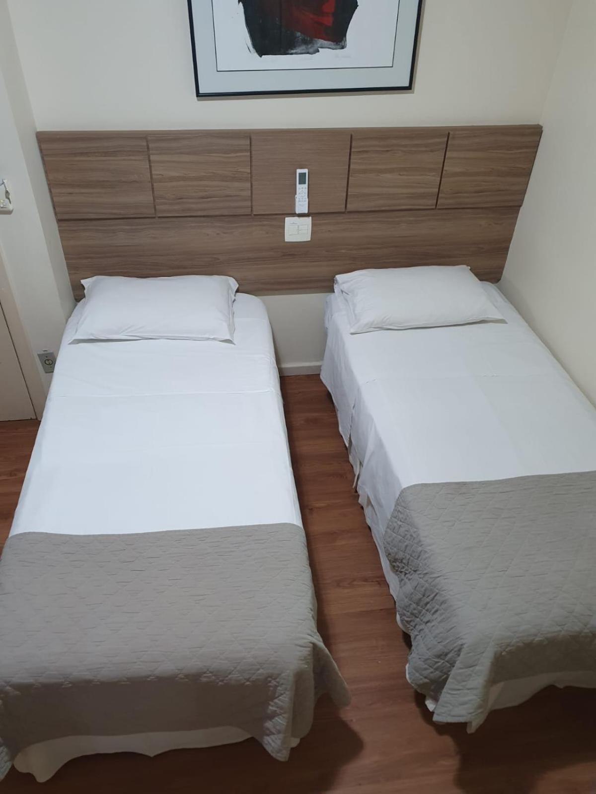 Twin Room - Photo 8