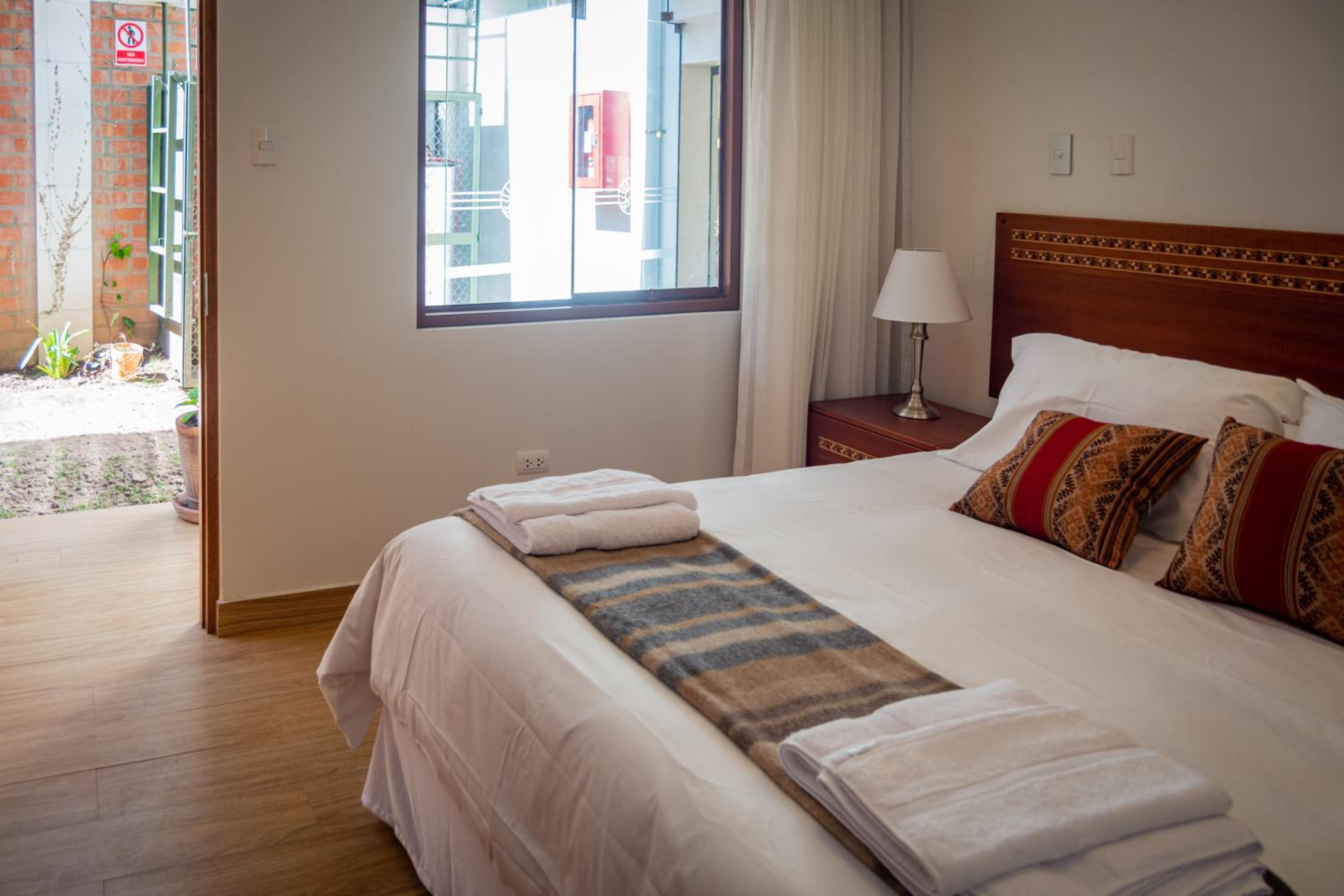 Large Double Room photo 3