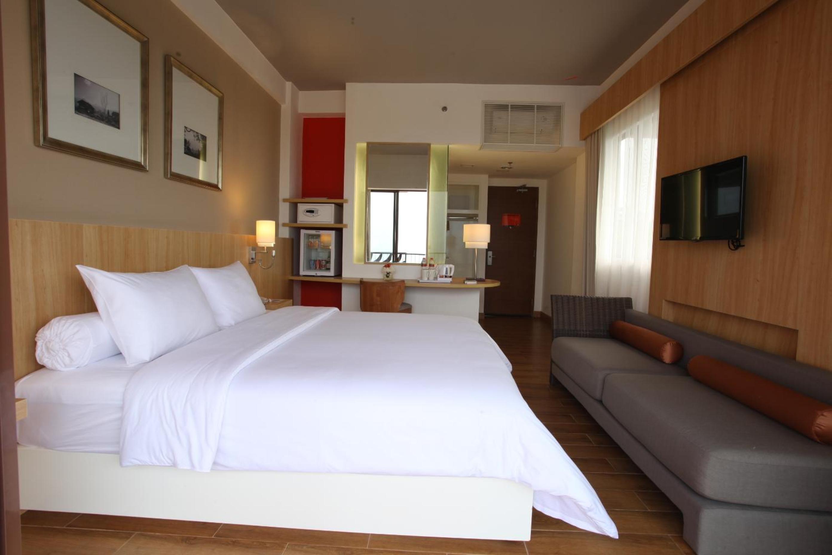 Deluxe Double or Twin Room photo 2