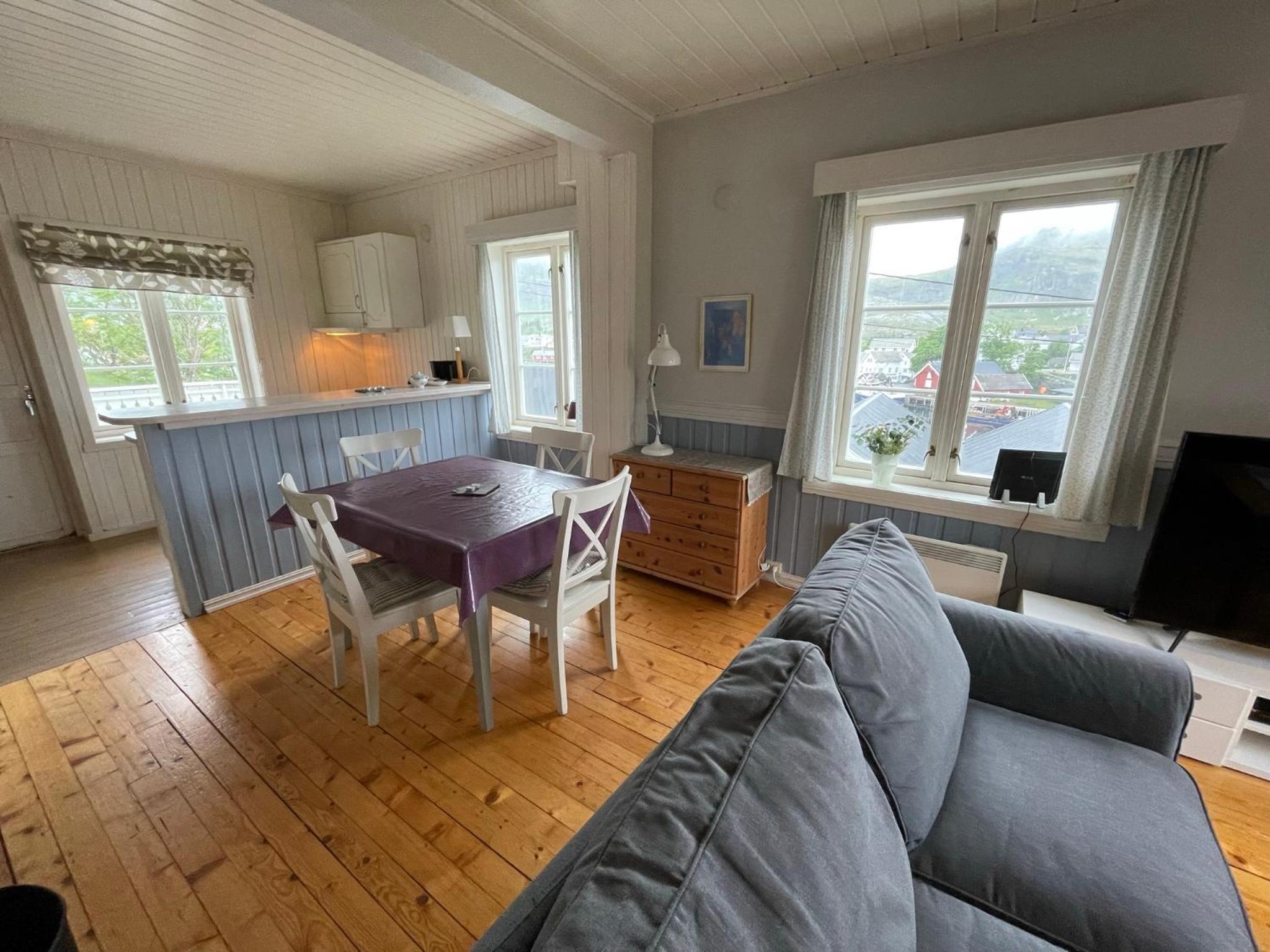Three-Bedroom Apartment photo 1