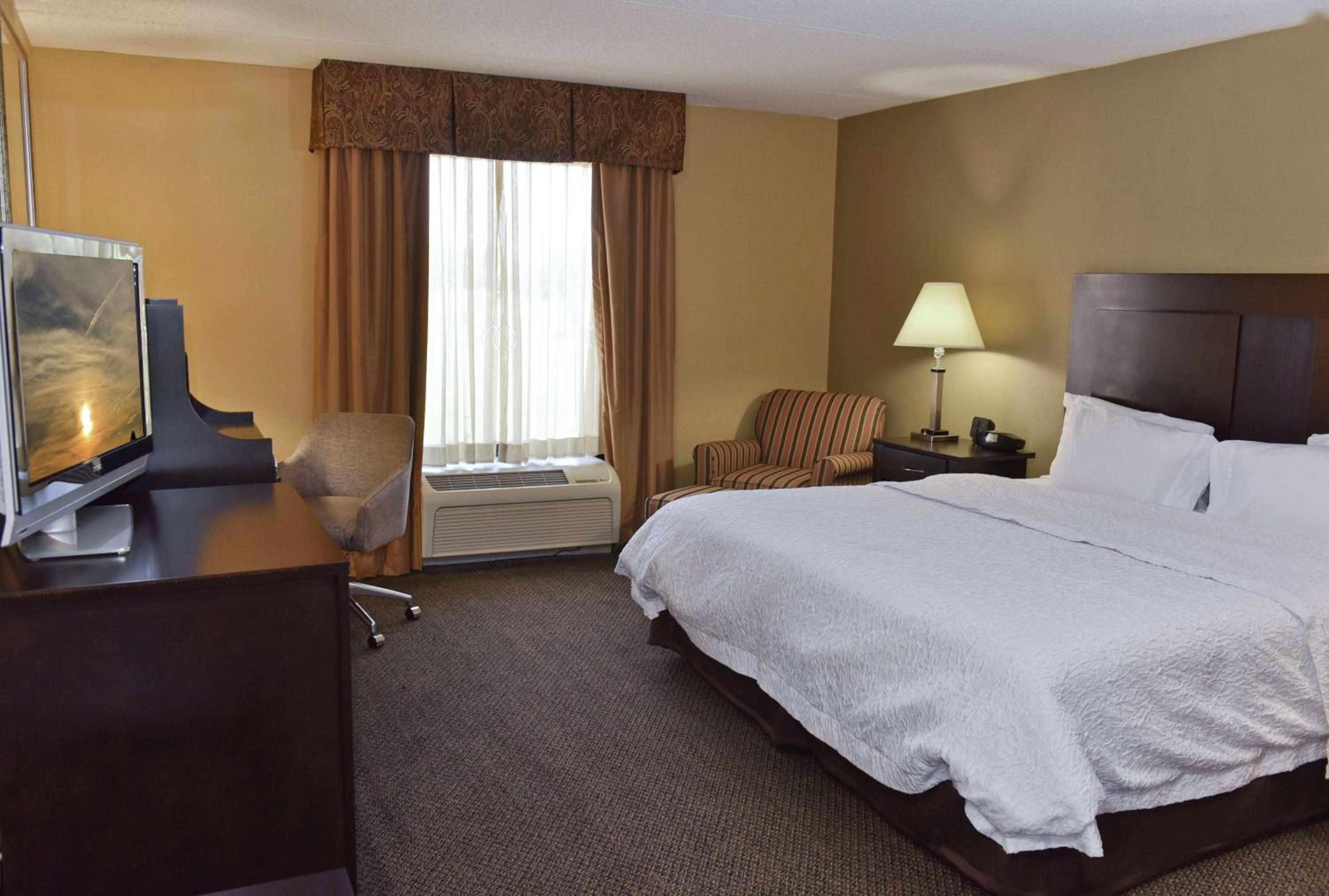 King Room - Mobility Access/Non-Smoking - Photo 1