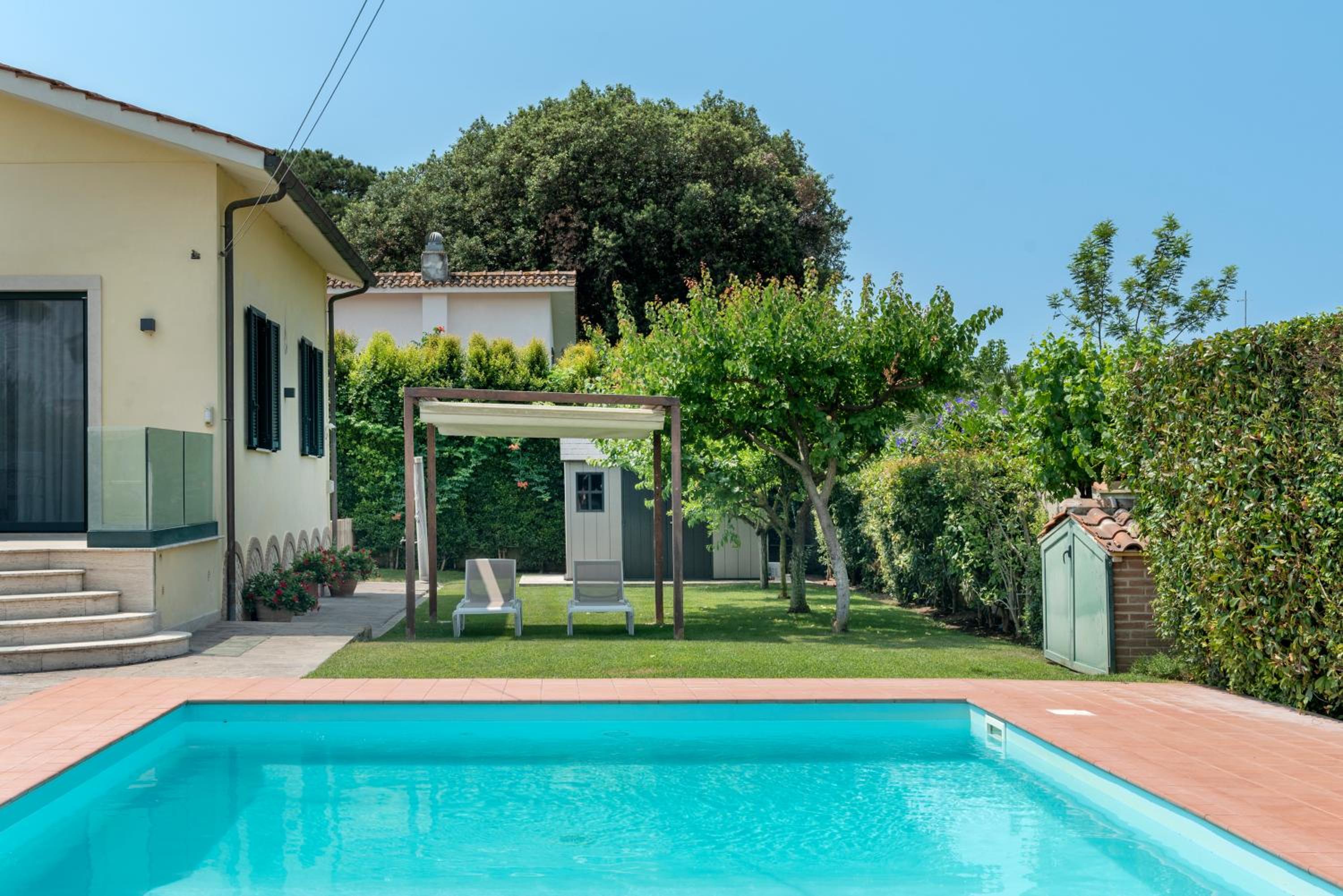 Two-Bedroom Villa - Photo 31