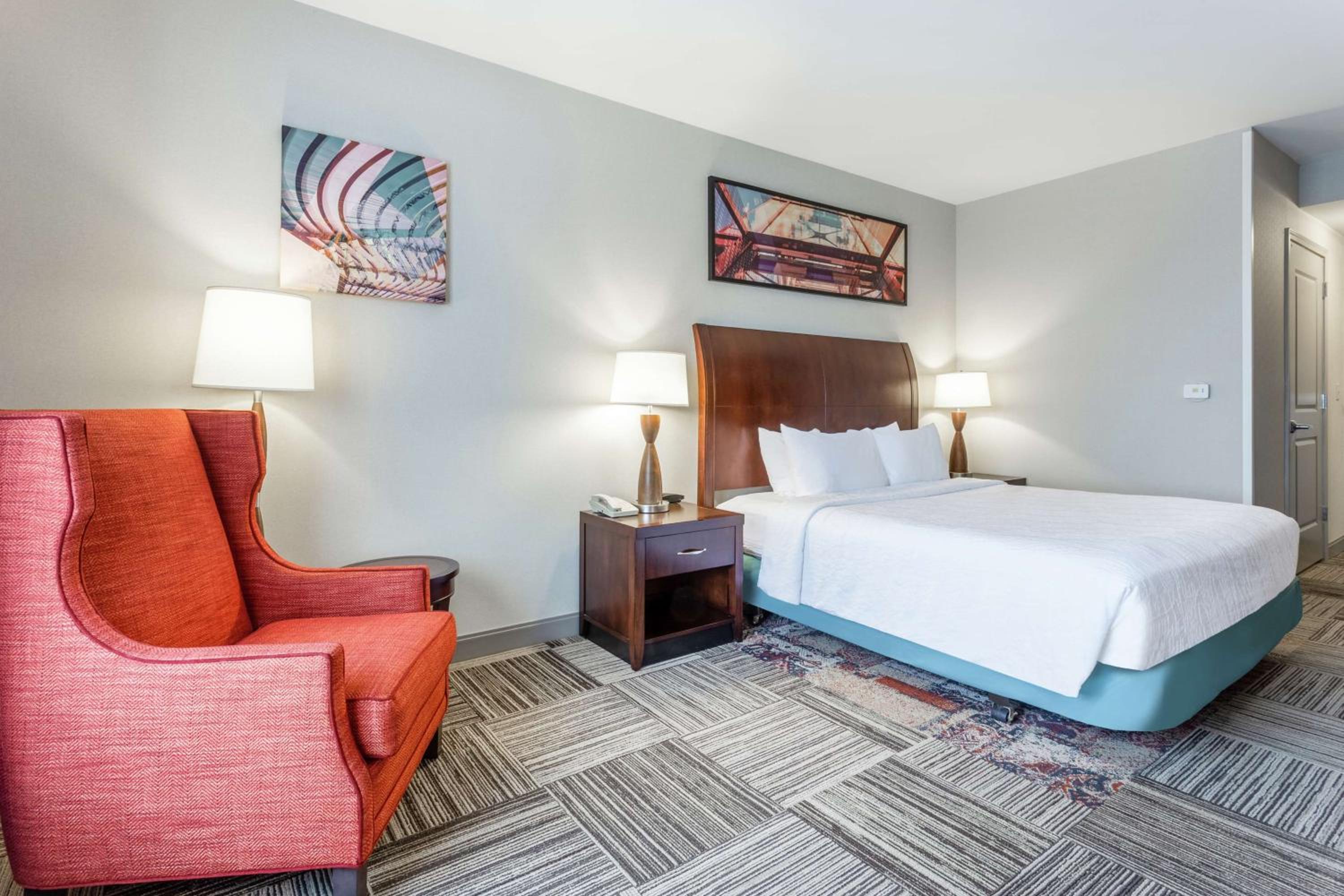 Standard King Room - Photo 2