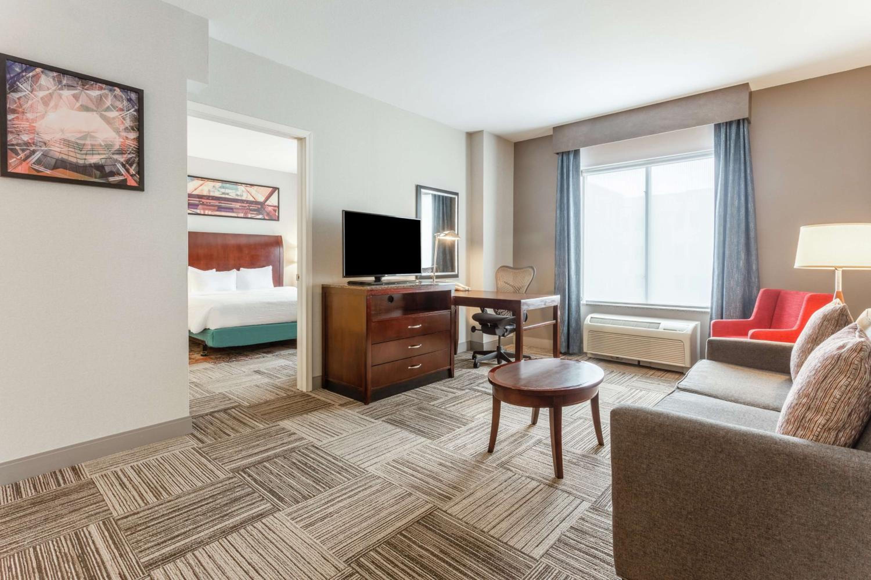 One-Bedroom King Suite with Walk-In Shower - Photo 2