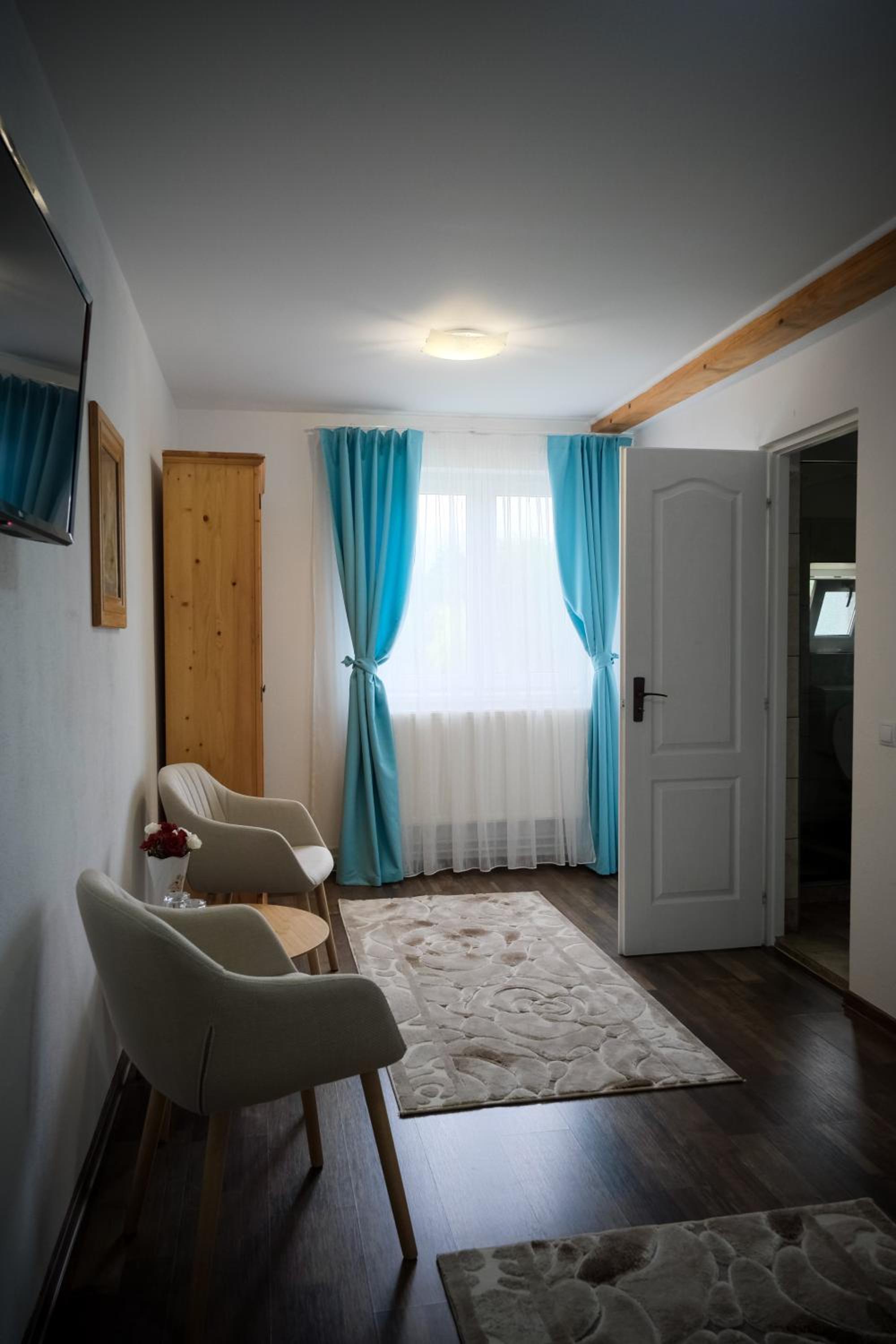 Double Room with Garden View - Photo 5