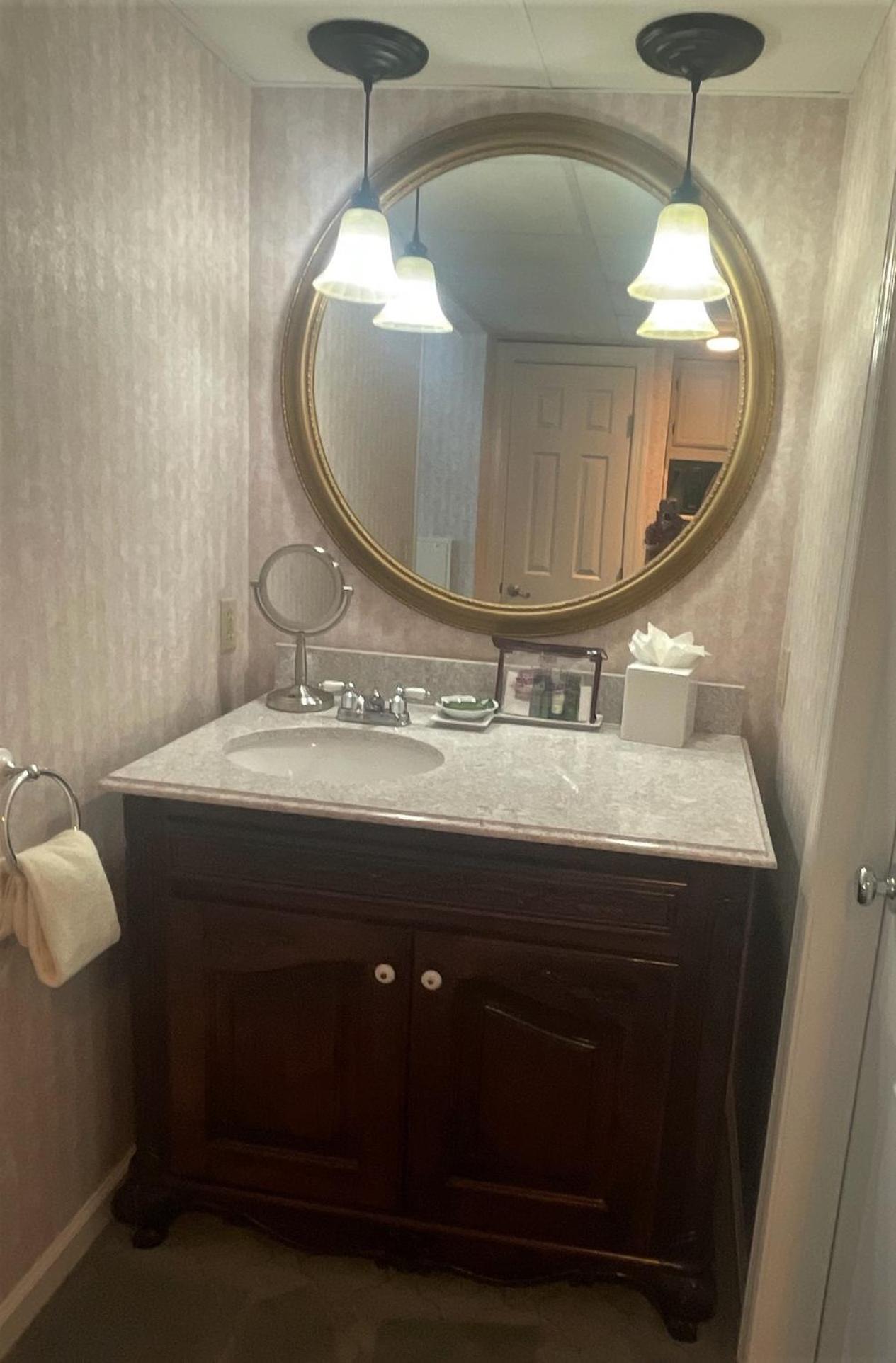 Concierge Standard Room with Two Double Beds - Adult Level photo 2